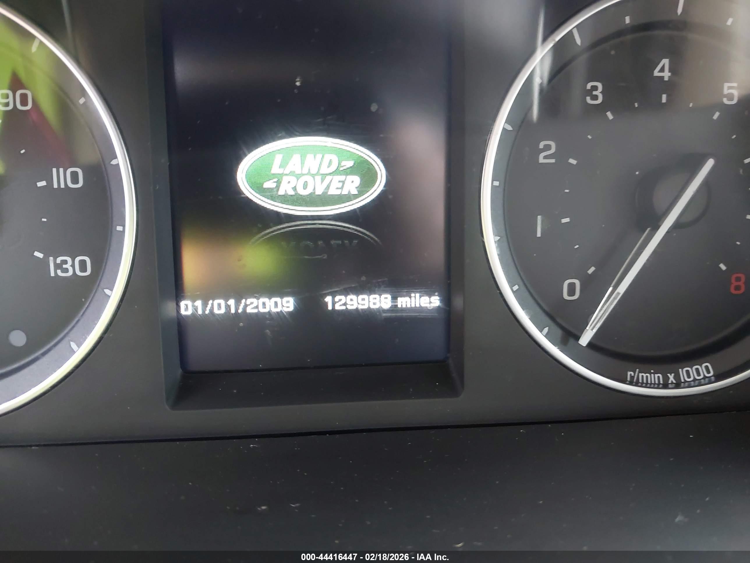 LAND ROVER image 7