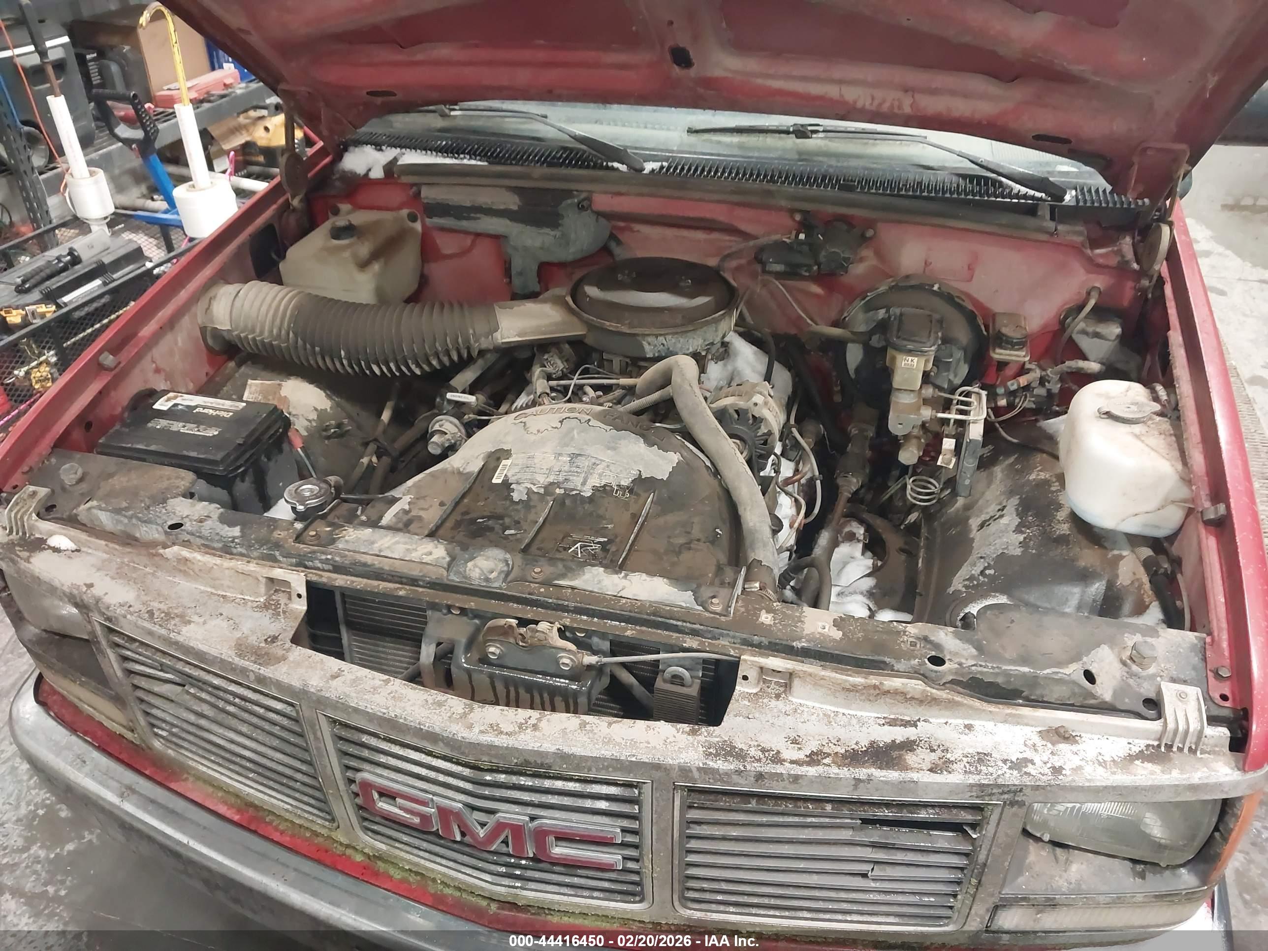 GMC GMT-400 image 10