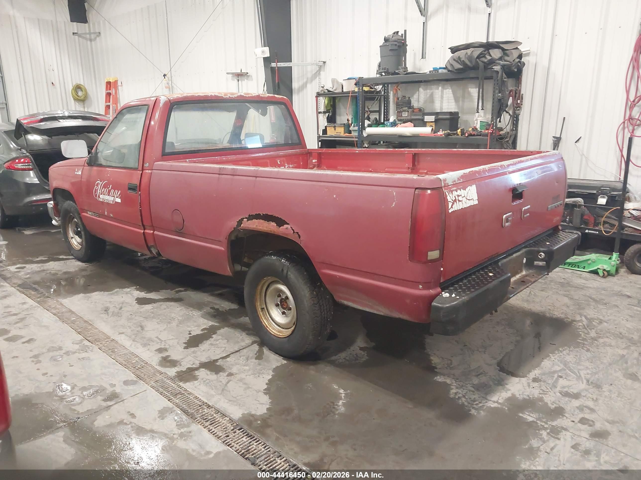 GMC GMT-400 image 3