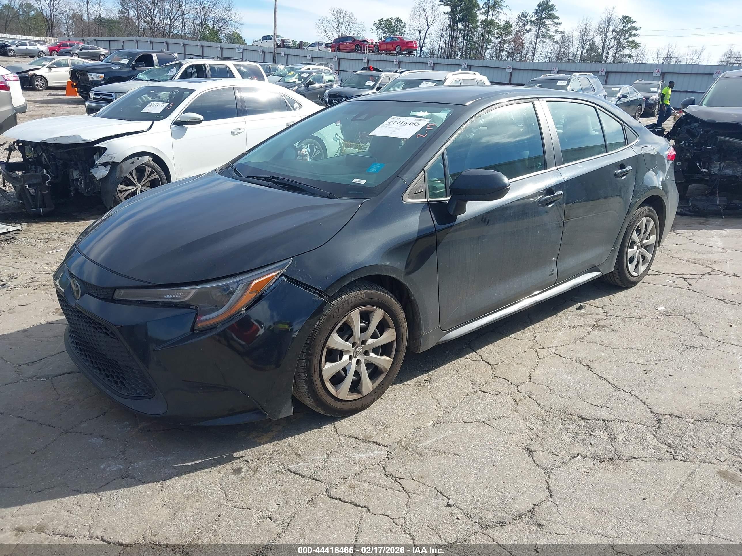 TOYOTA COROLLA image 2