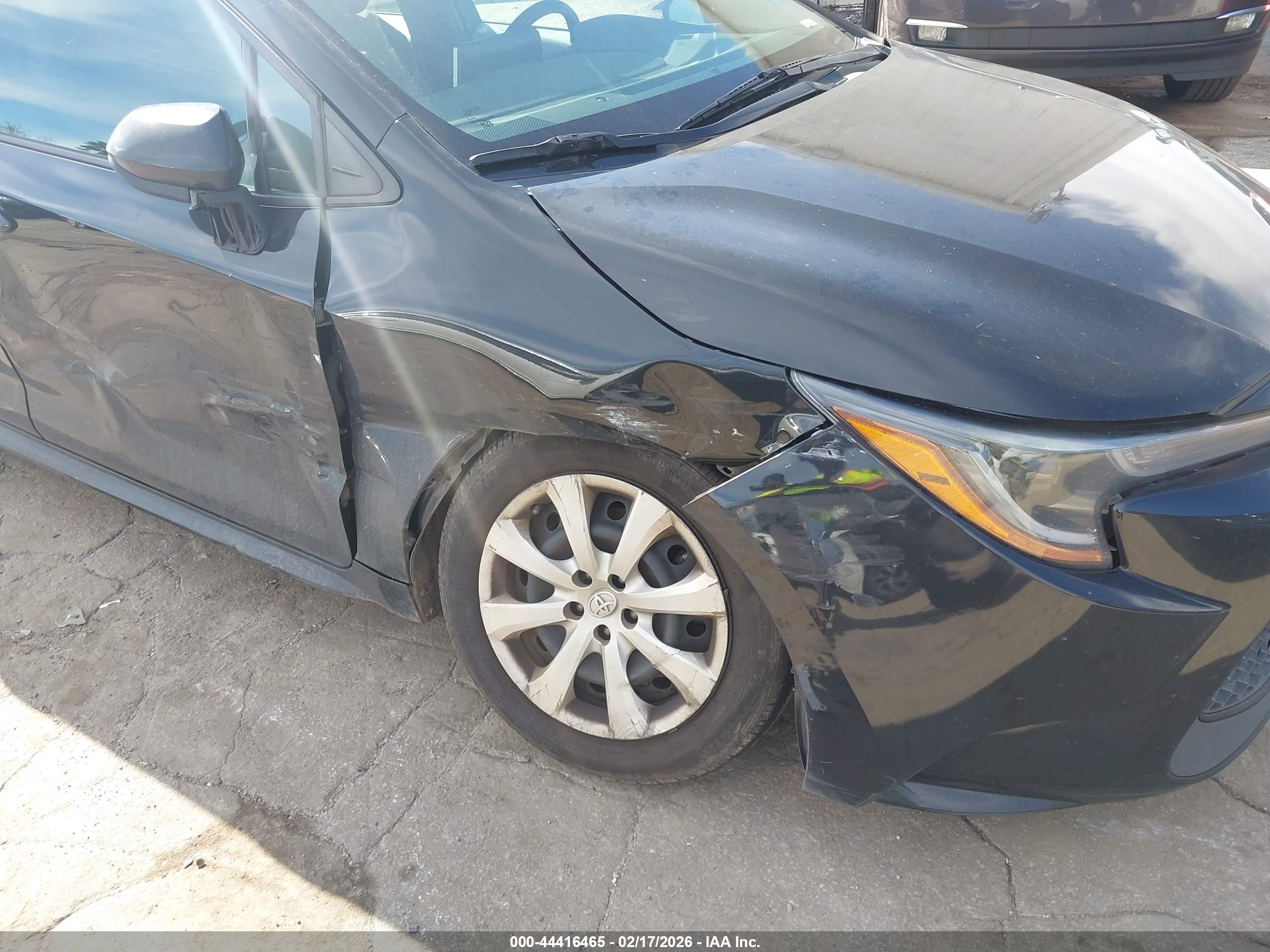 TOYOTA COROLLA image 6
