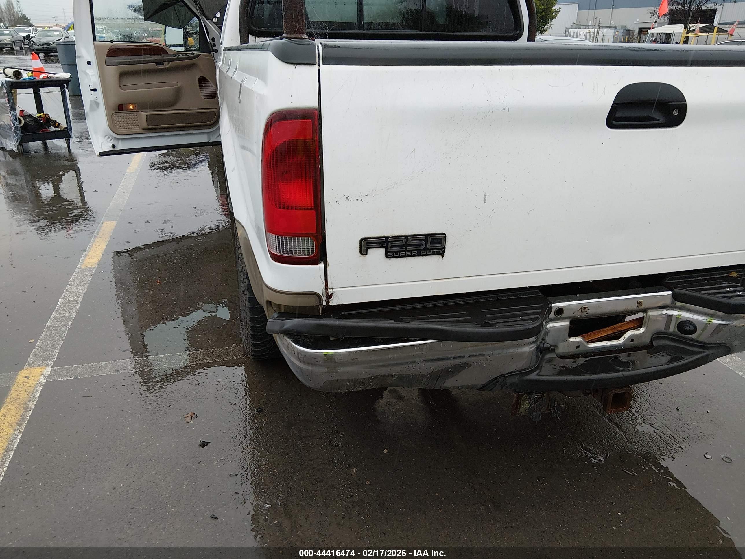 FORD F-250 image 6