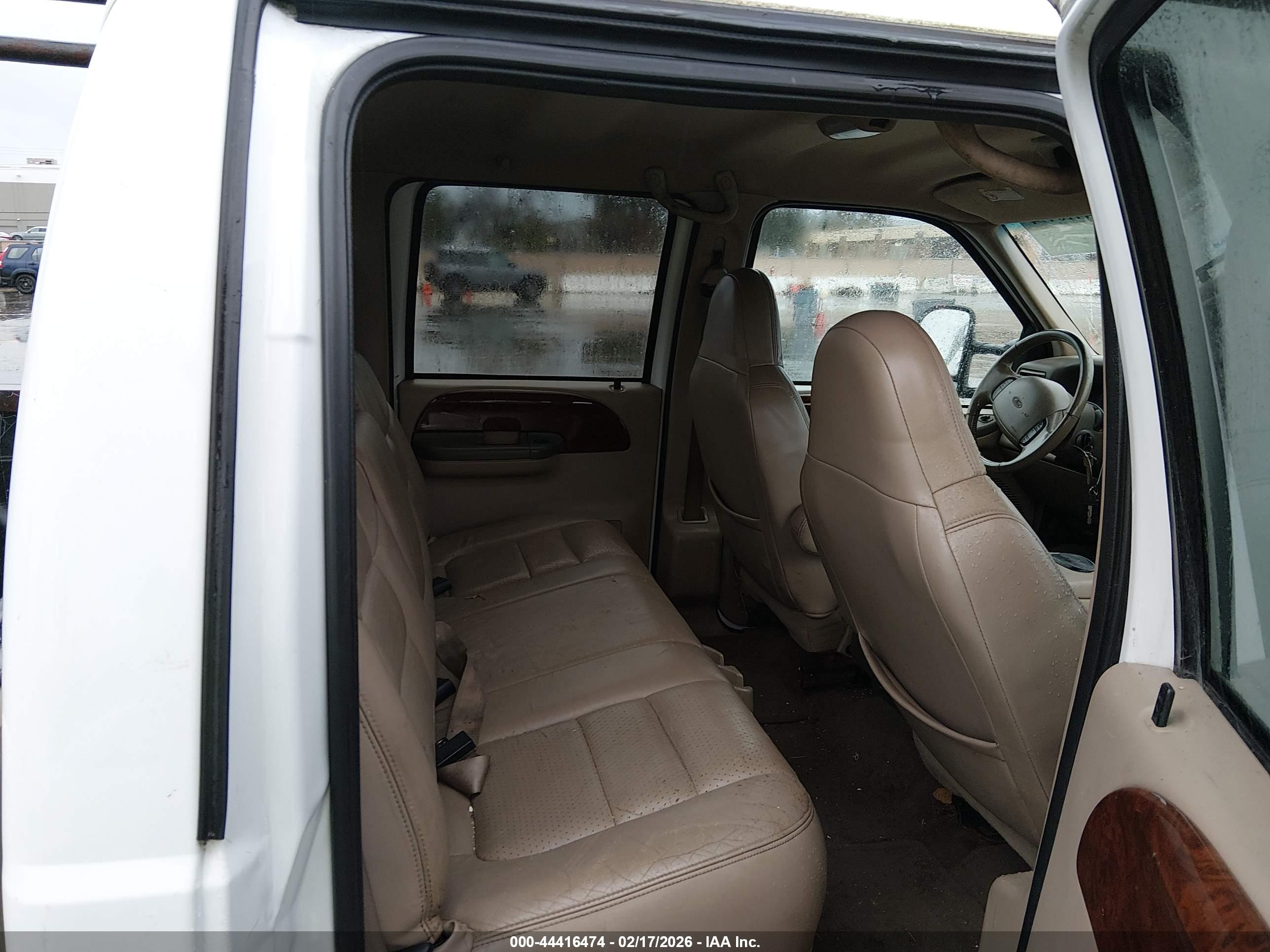 FORD F-250 image 8