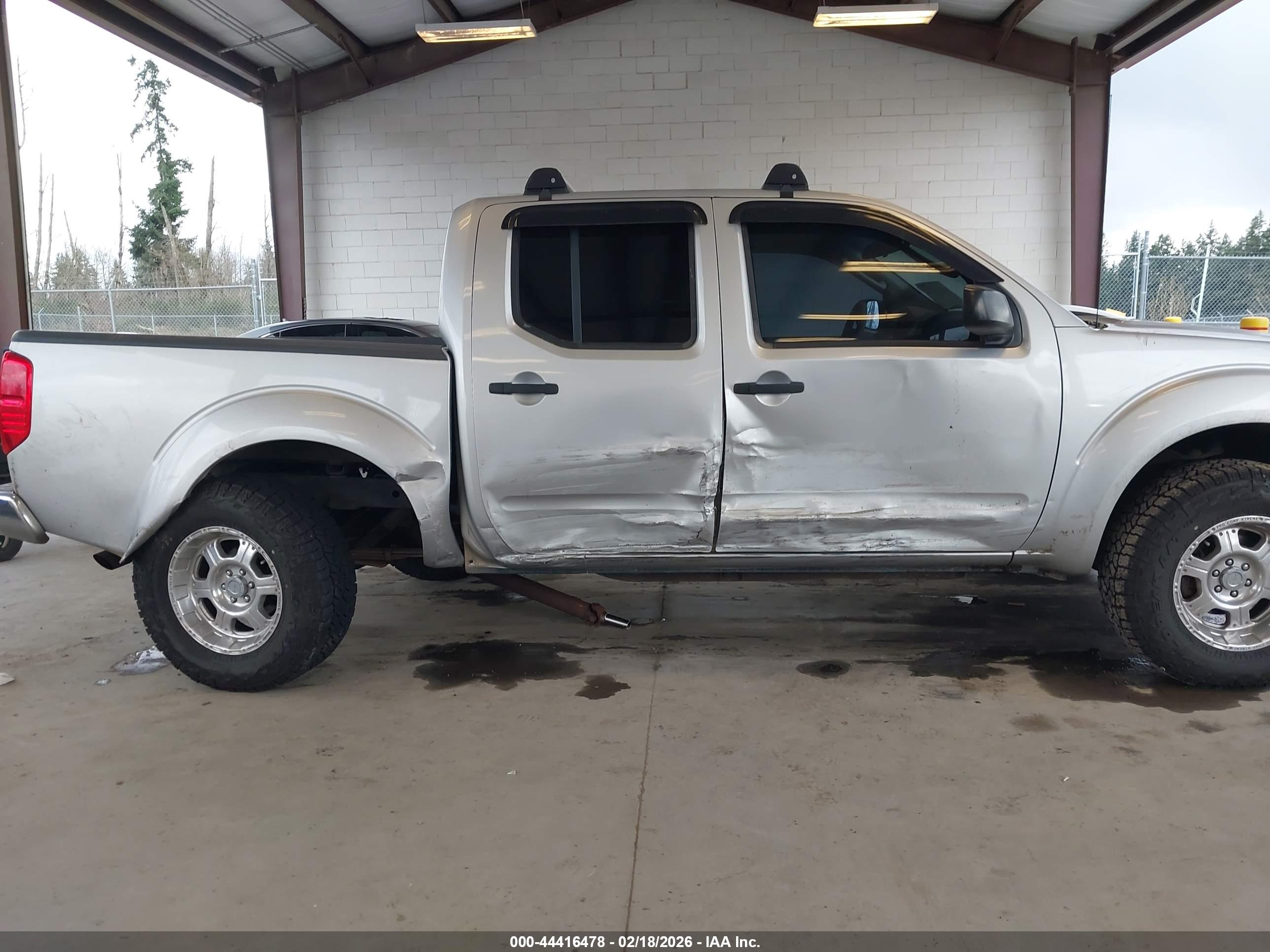 NISSAN FRONTIER image 6
