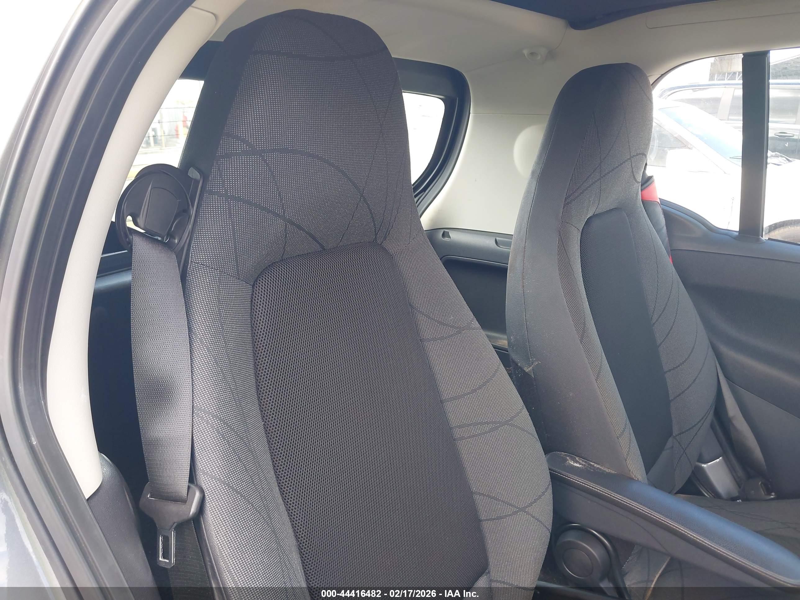 SMART FORTWO image 8