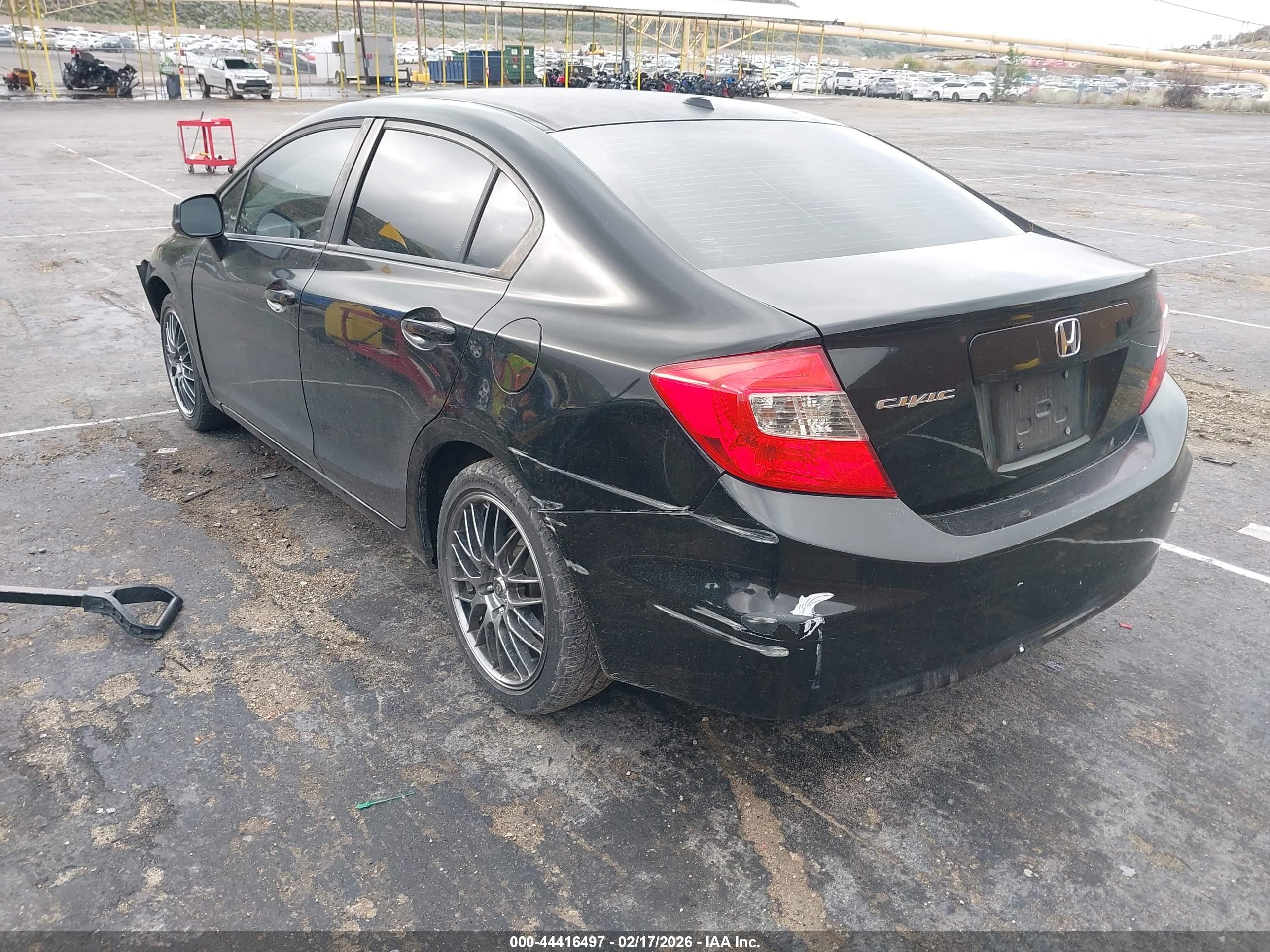 HONDA CIVIC image 3