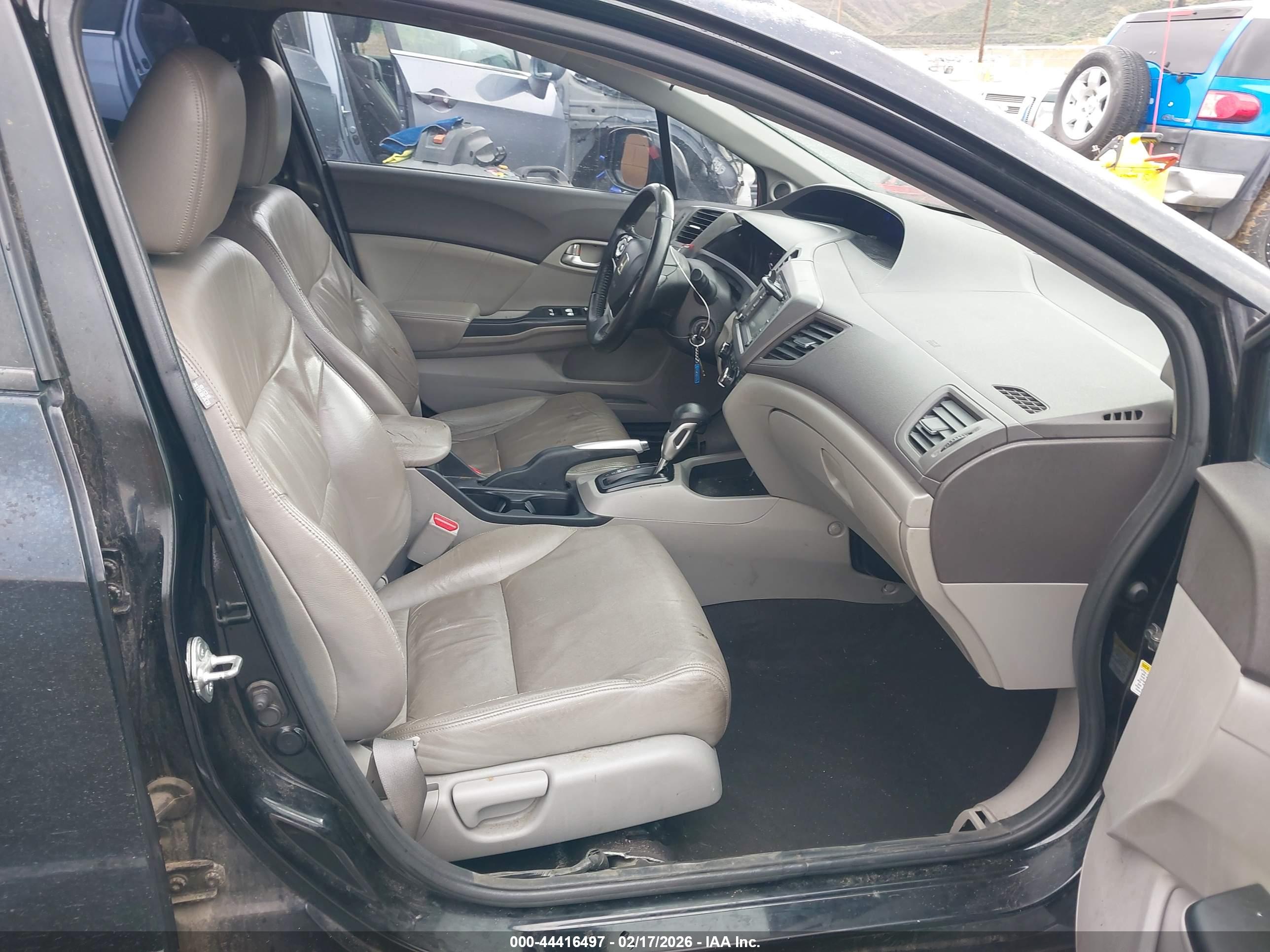 HONDA CIVIC image 5