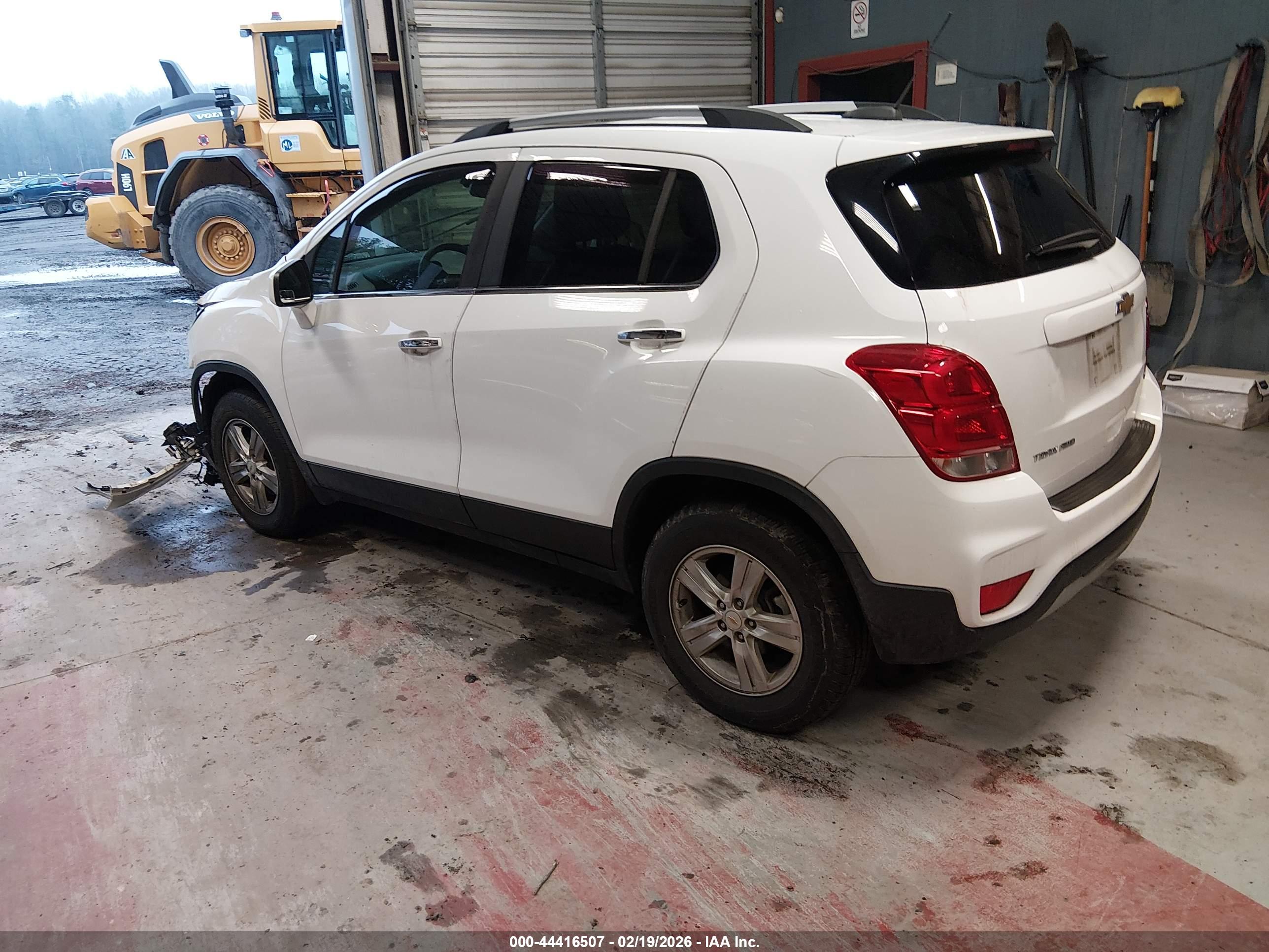 CHEVROLET TRAX image 3