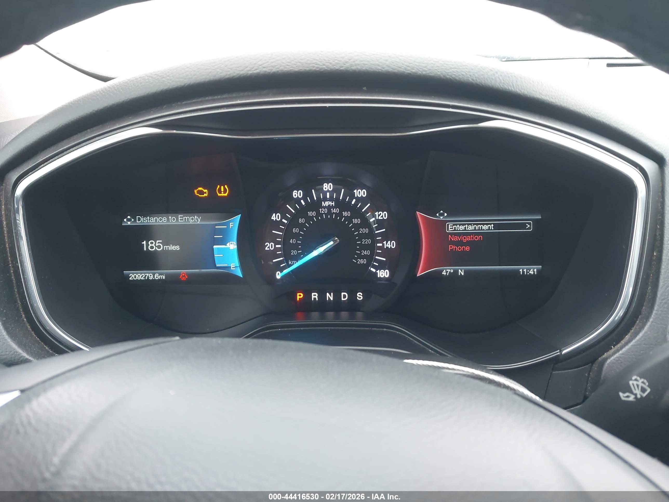 FORD FUSION image 7