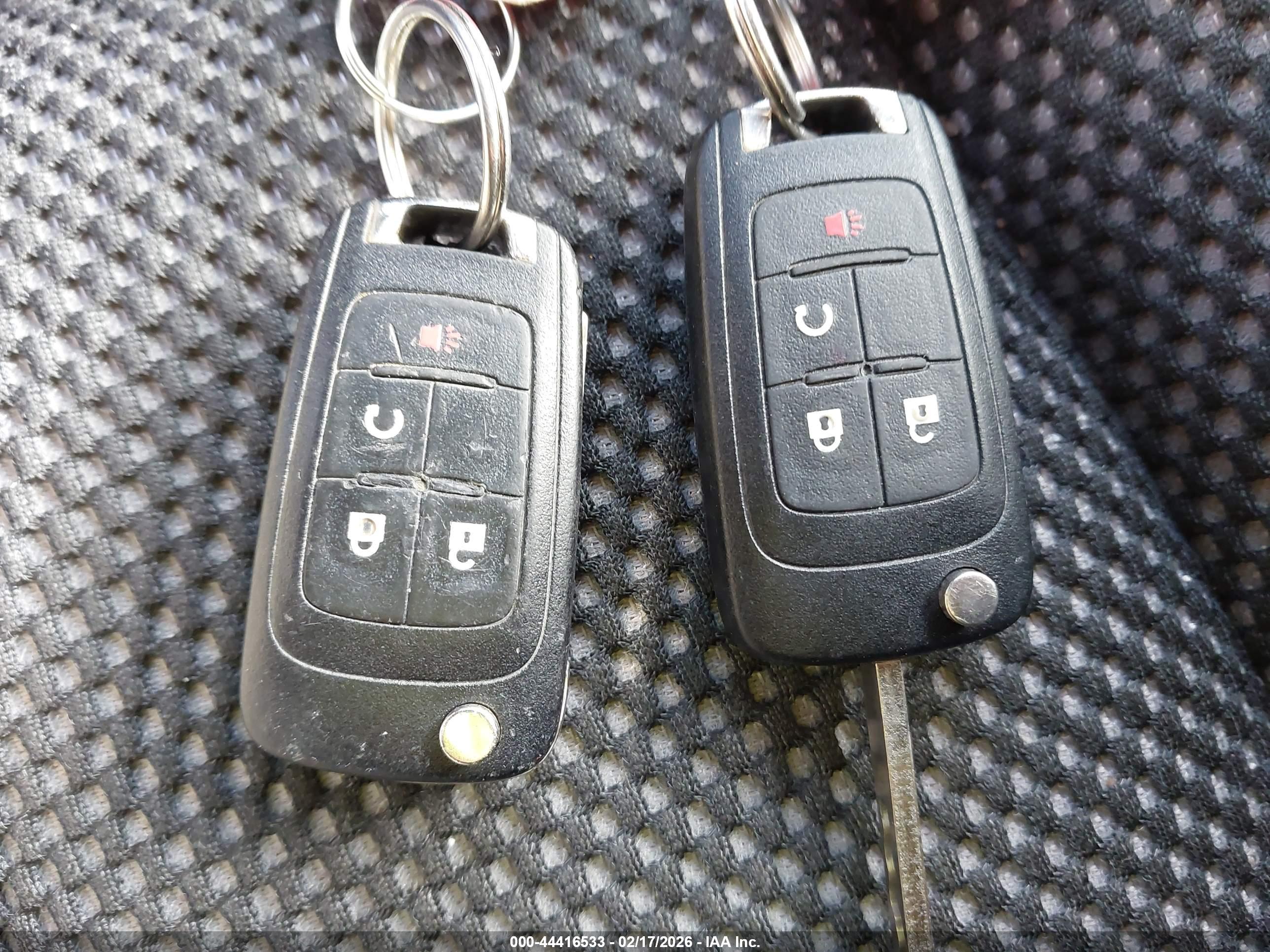 CHEVROLET EQUINOX image 11