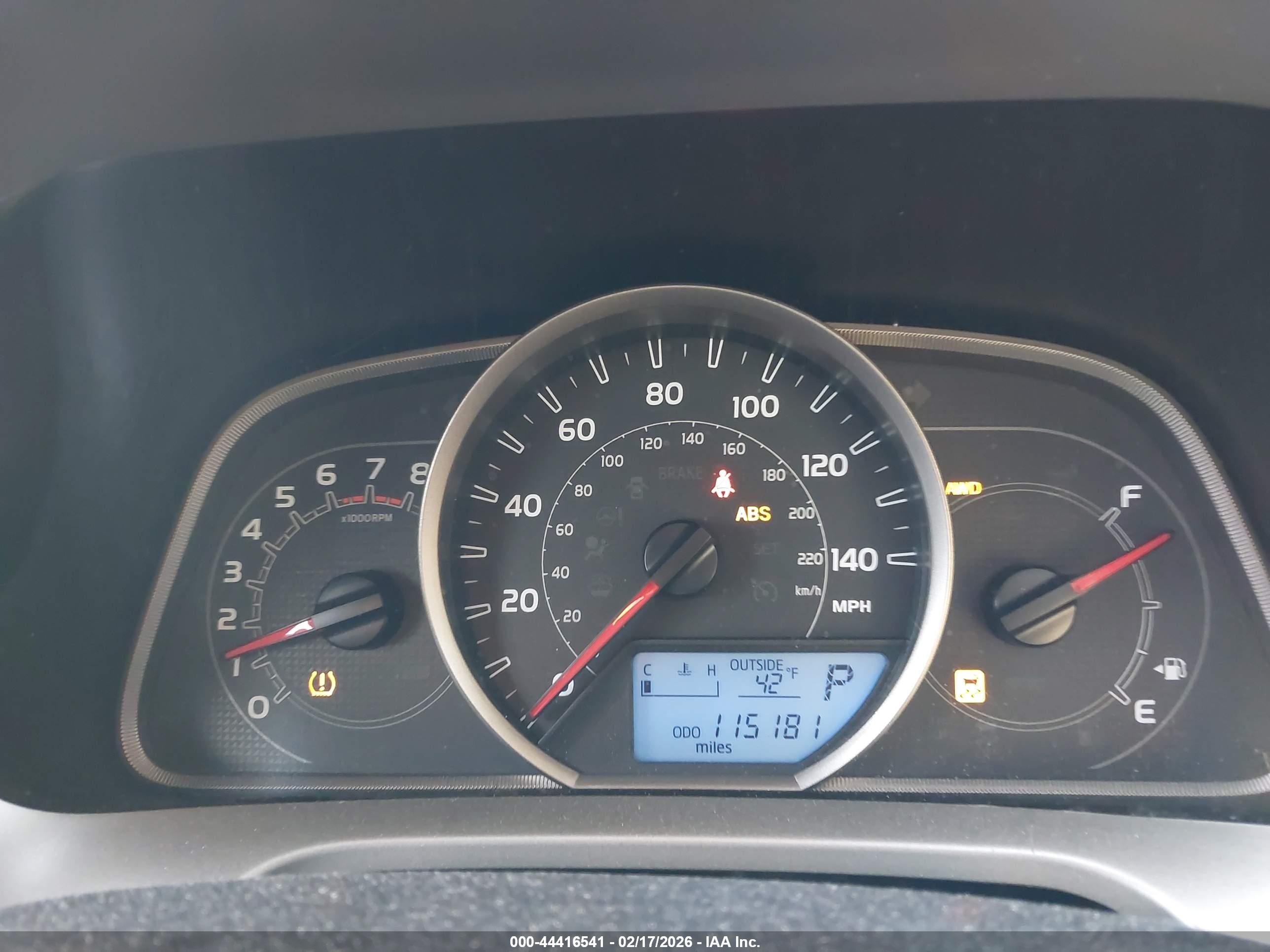 TOYOTA RAV4 image 7