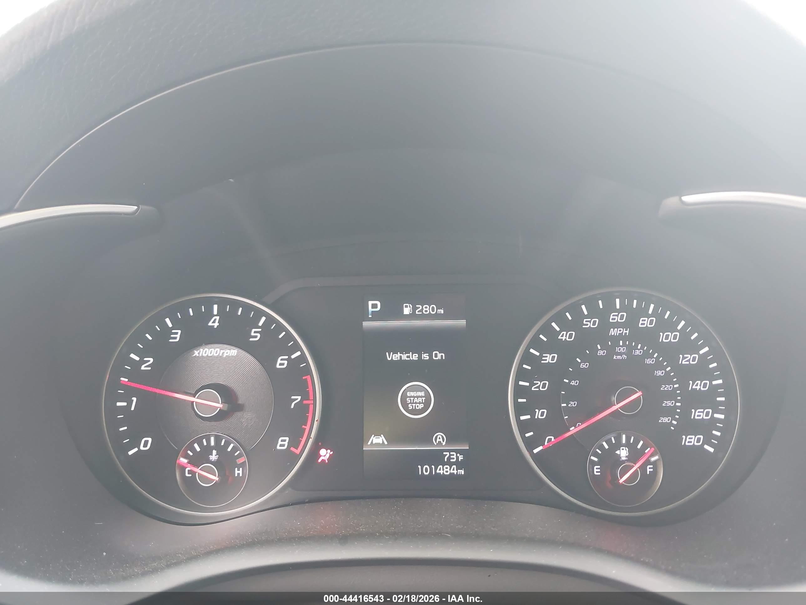 KIA STINGER image 7