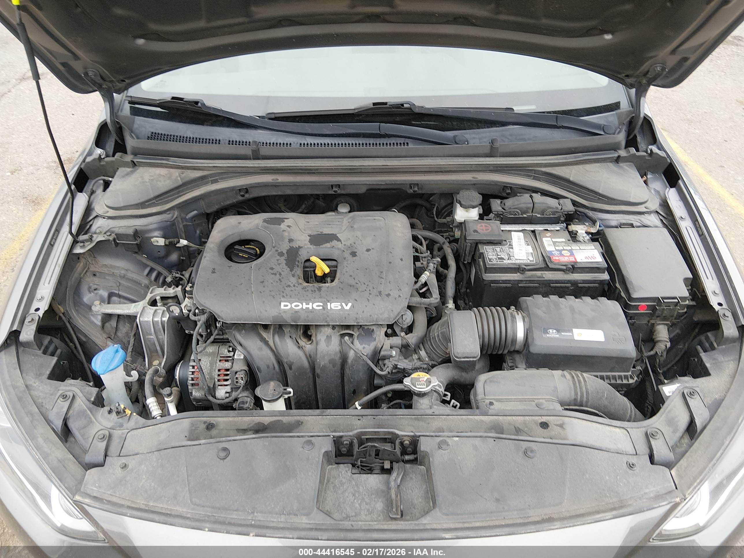 HYUNDAI ELANTRA image 10
