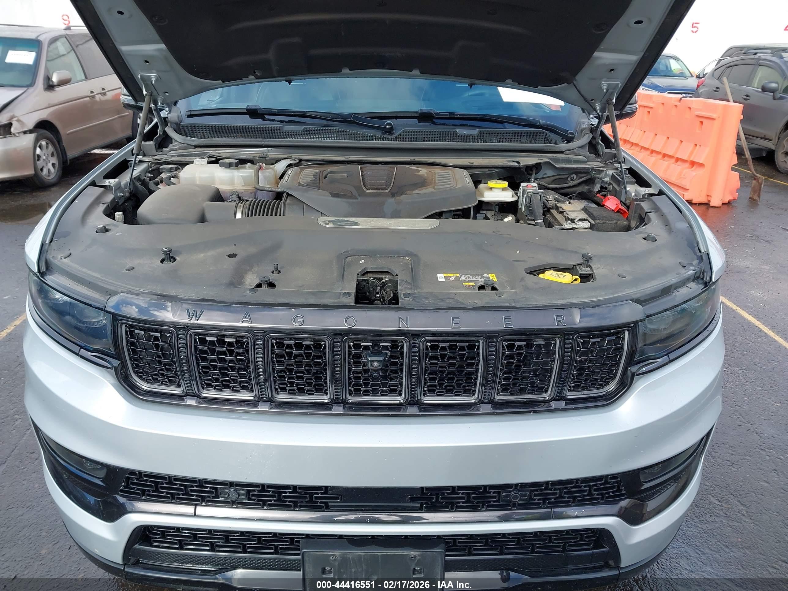 JEEP GRAND image 10