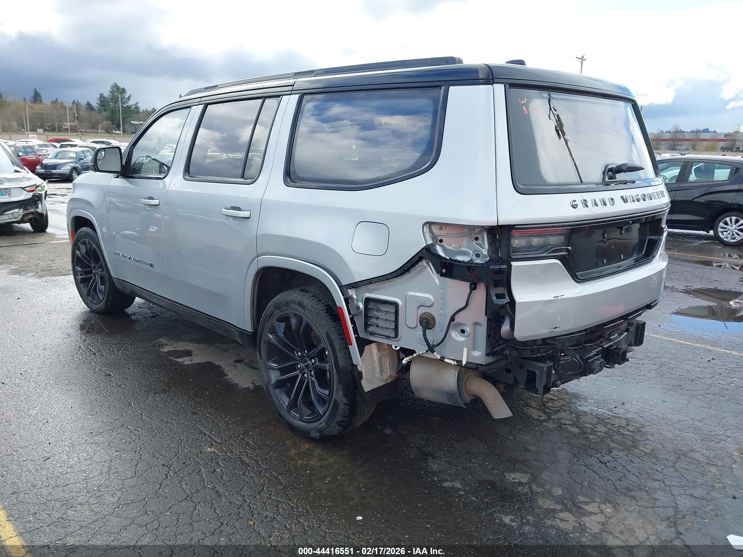 JEEP GRAND image 3