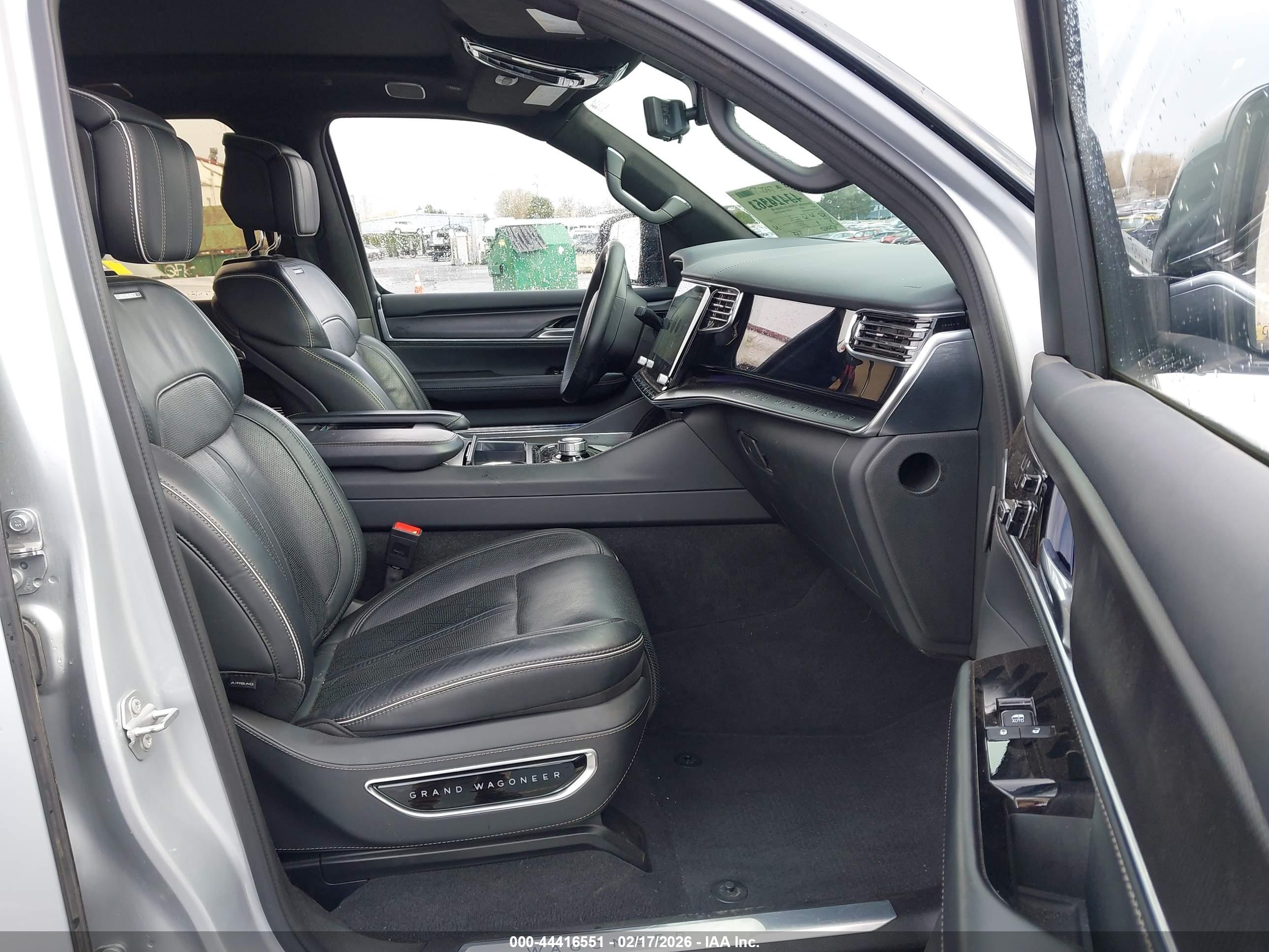 JEEP GRAND image 5