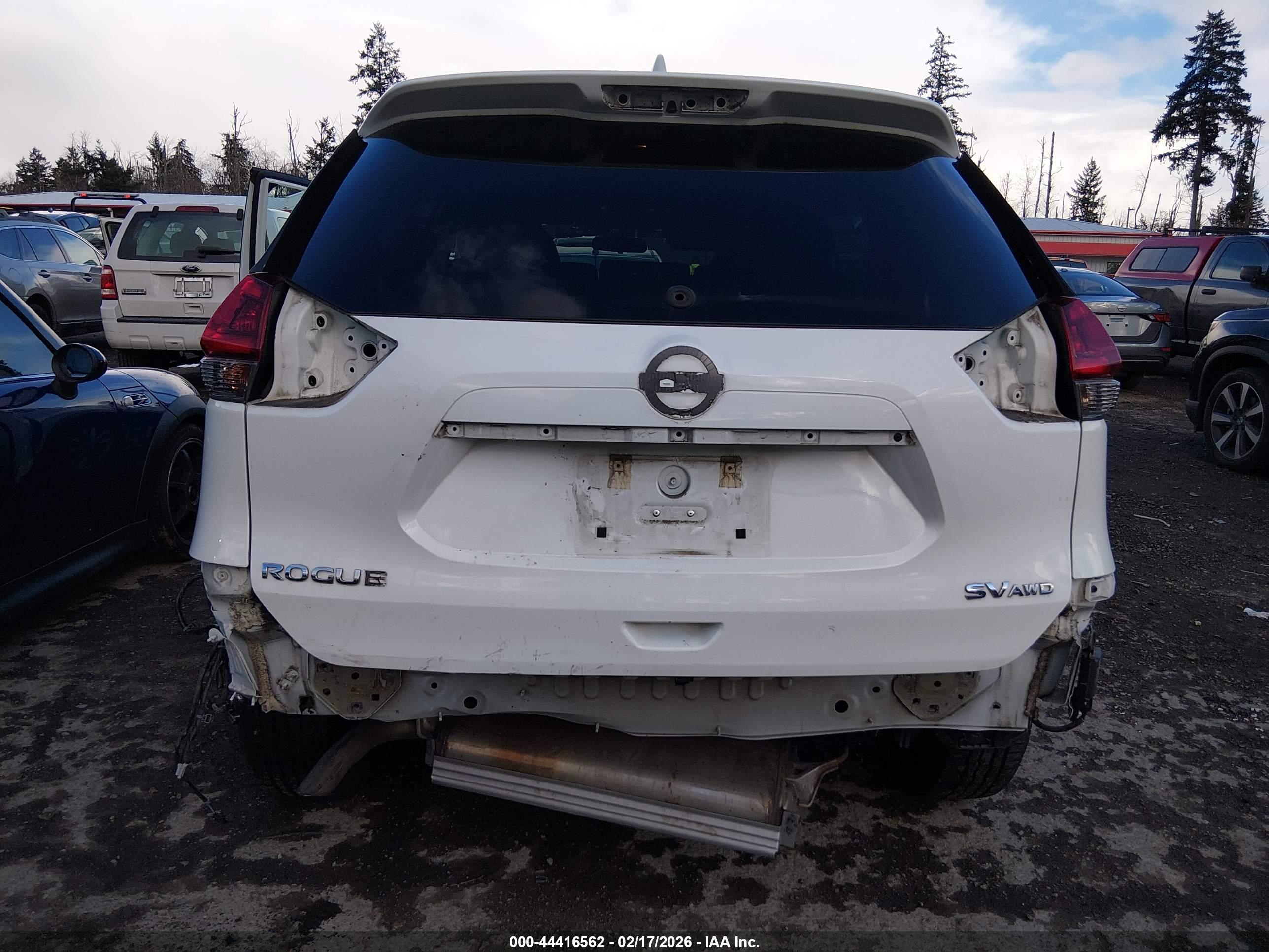 NISSAN ROGUE image 6