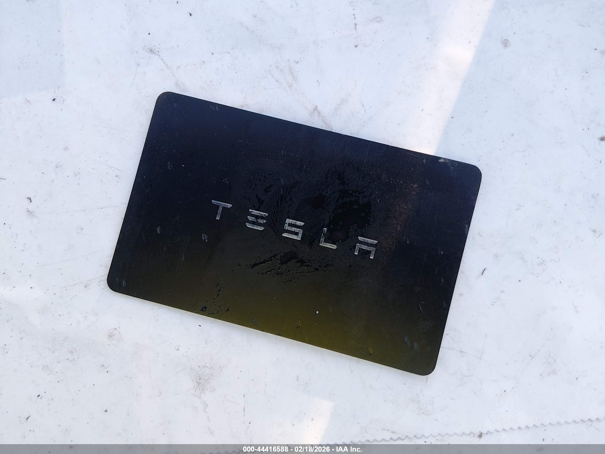 TESLA MODEL image 11