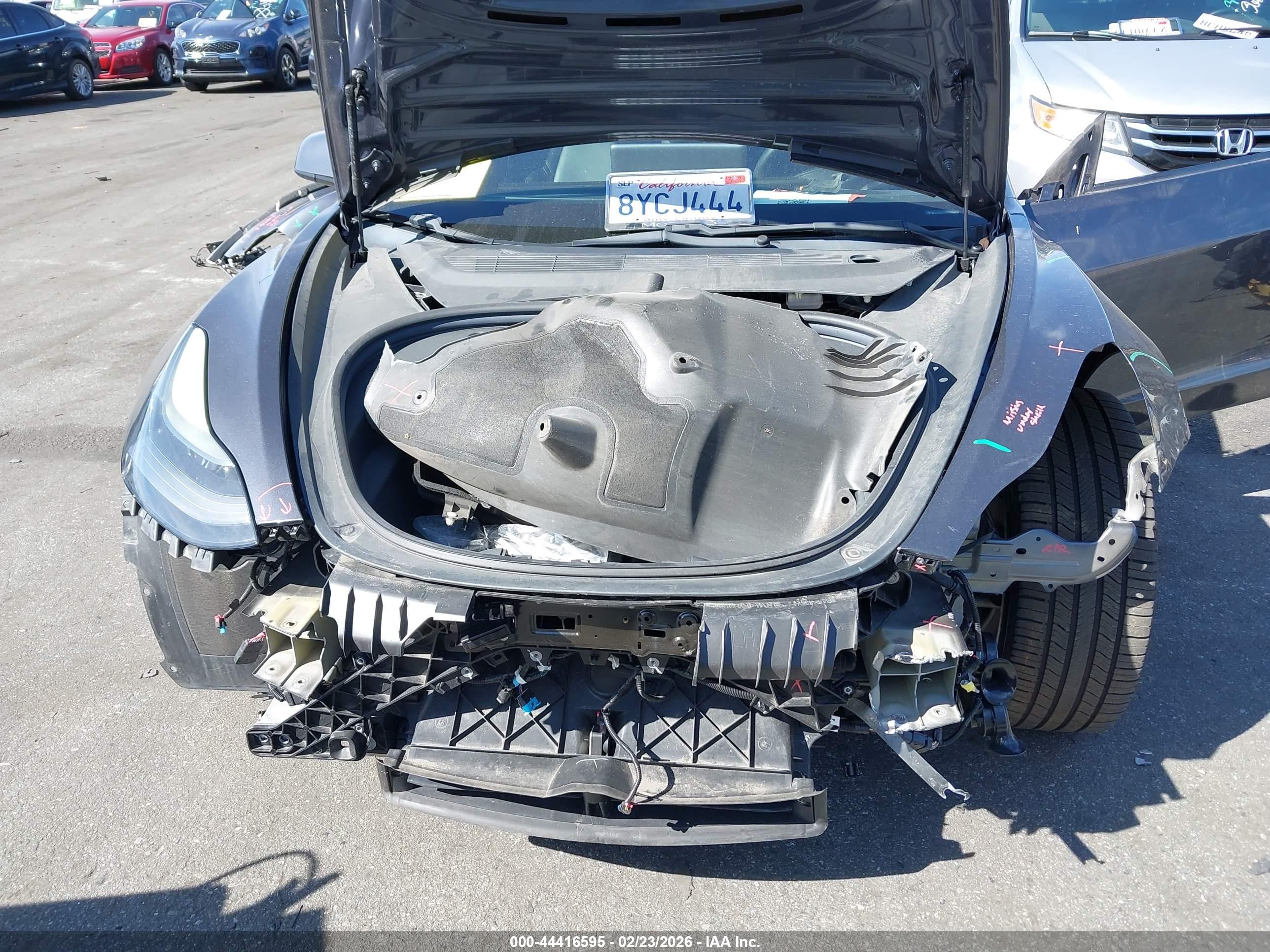 TESLA MODEL image 10