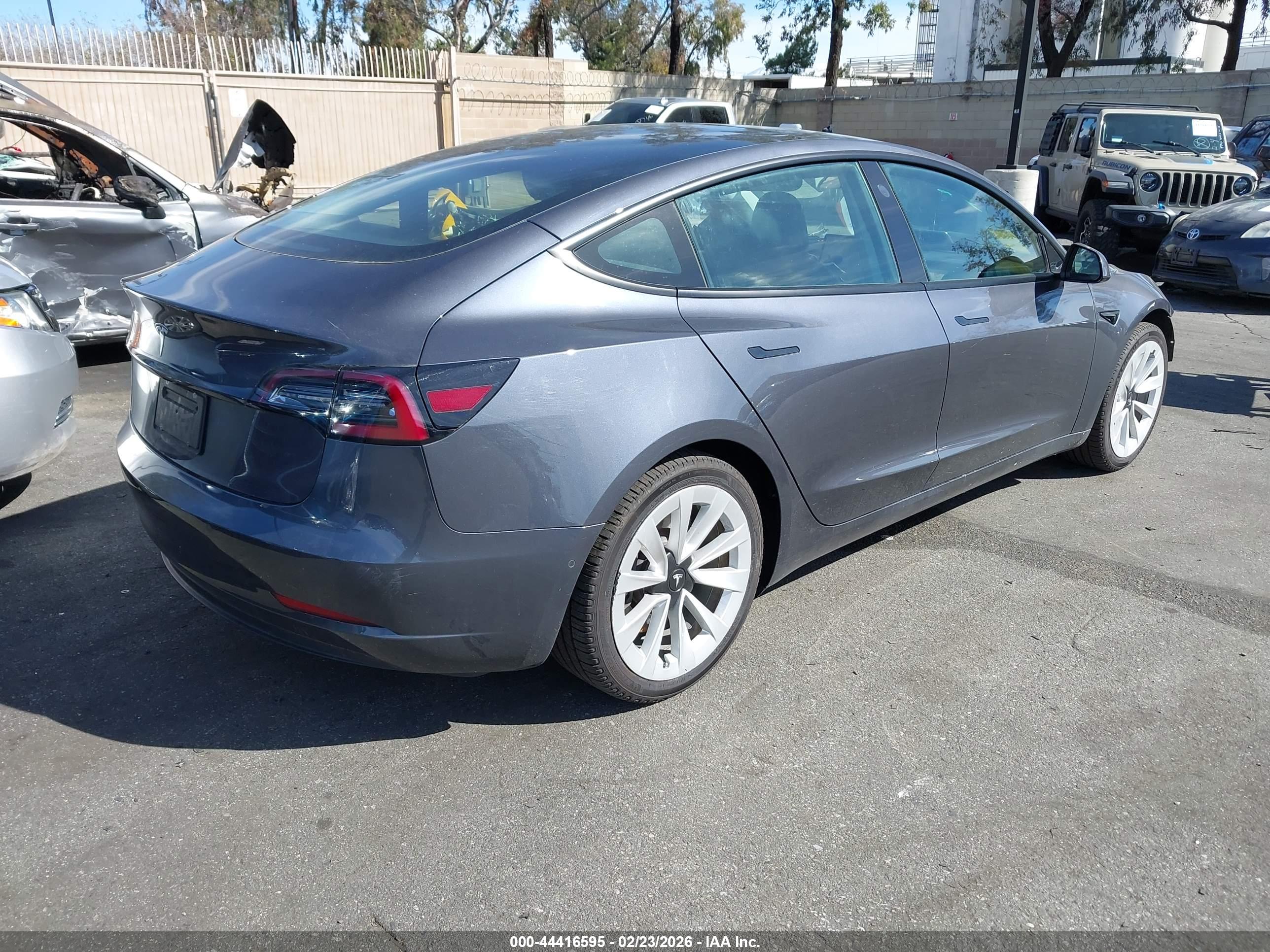TESLA MODEL image 4