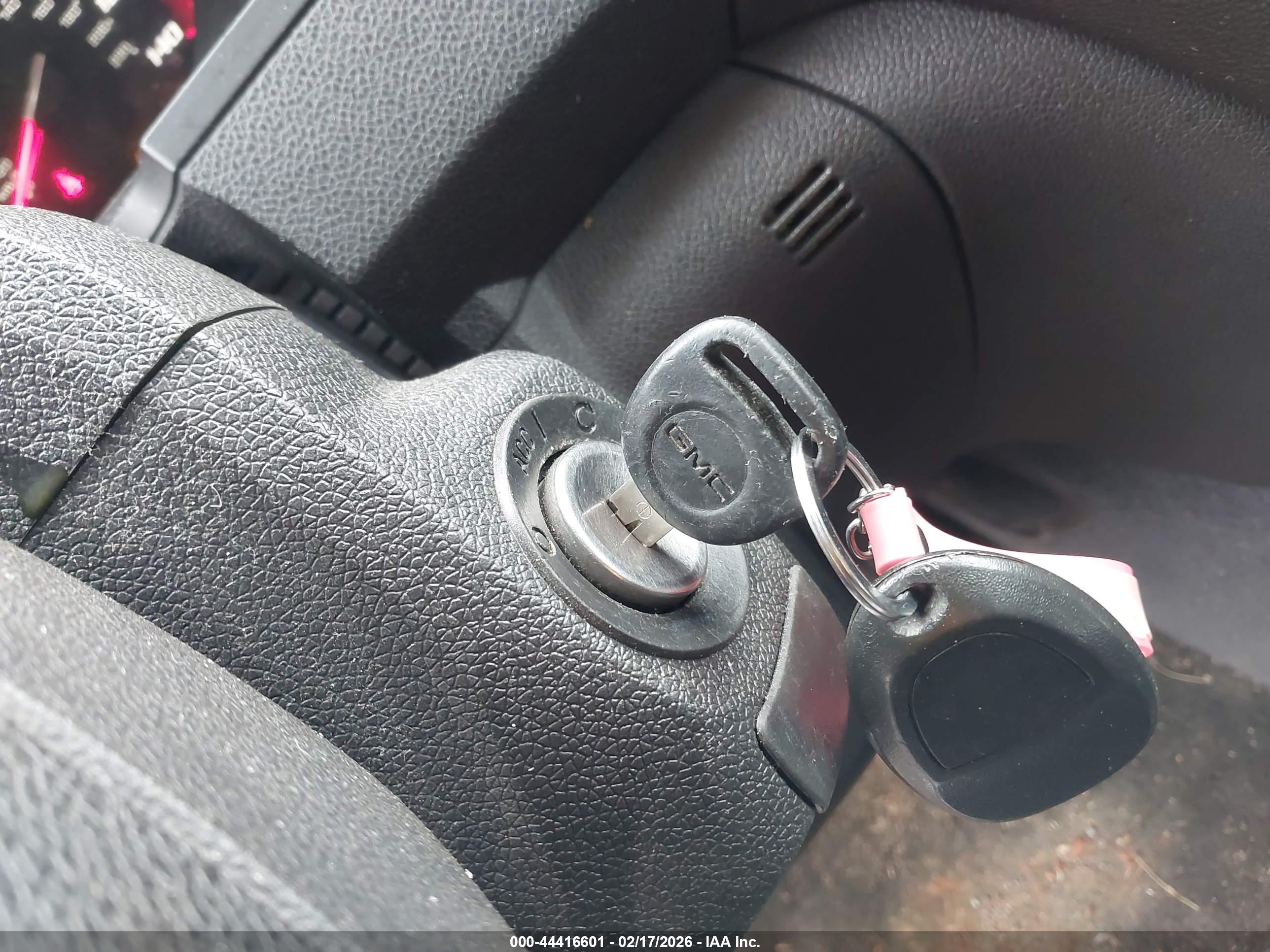 GMC ACADIA image 11