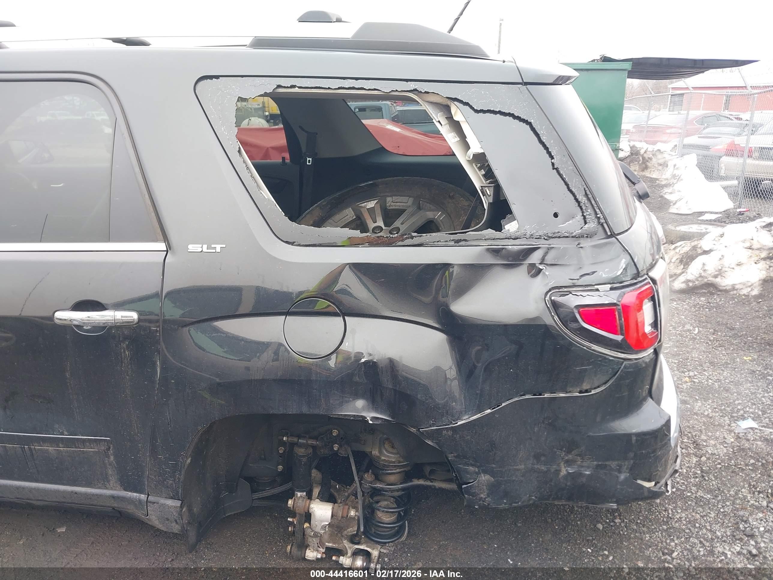 GMC ACADIA image 6