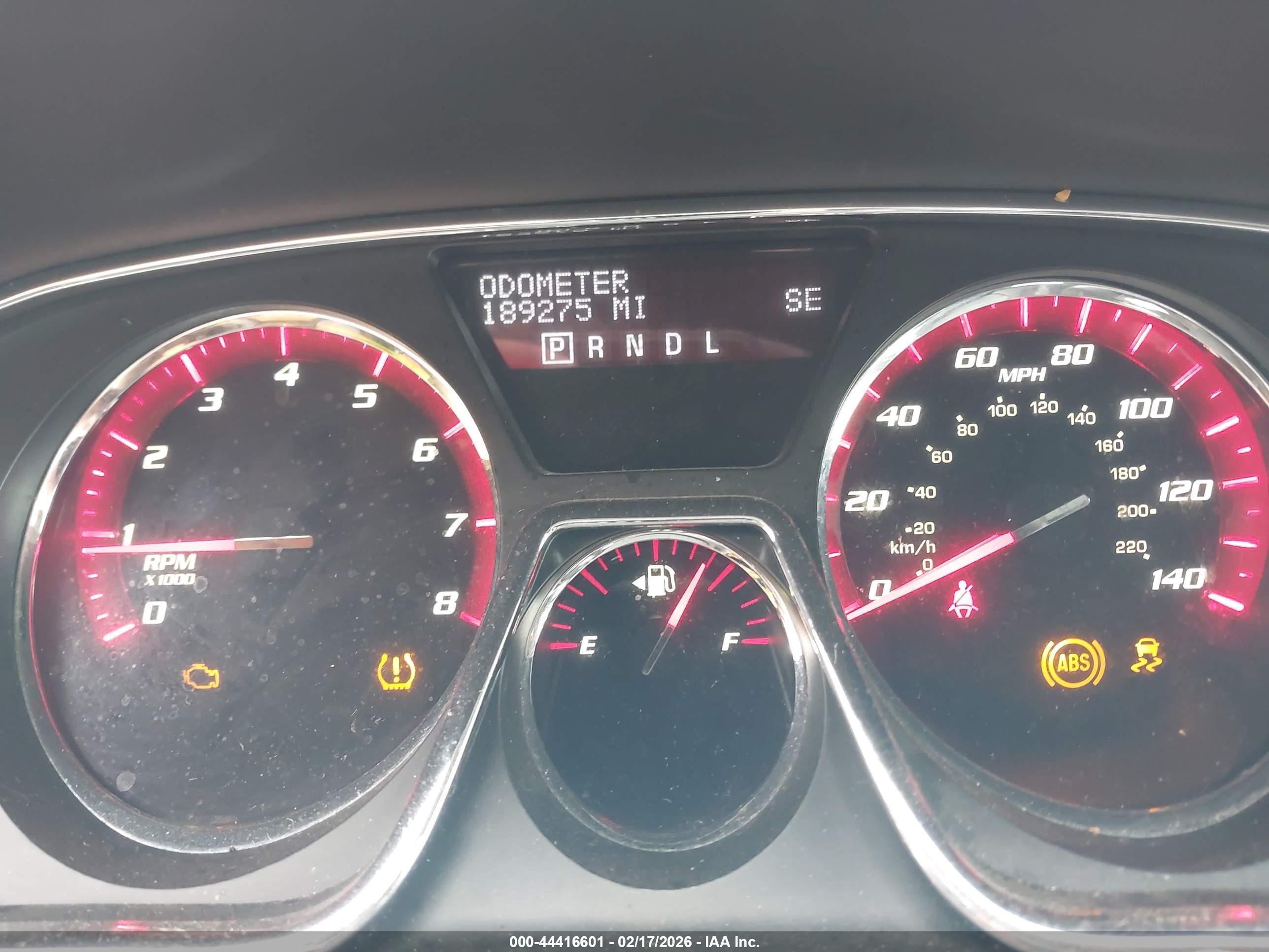 GMC ACADIA image 7