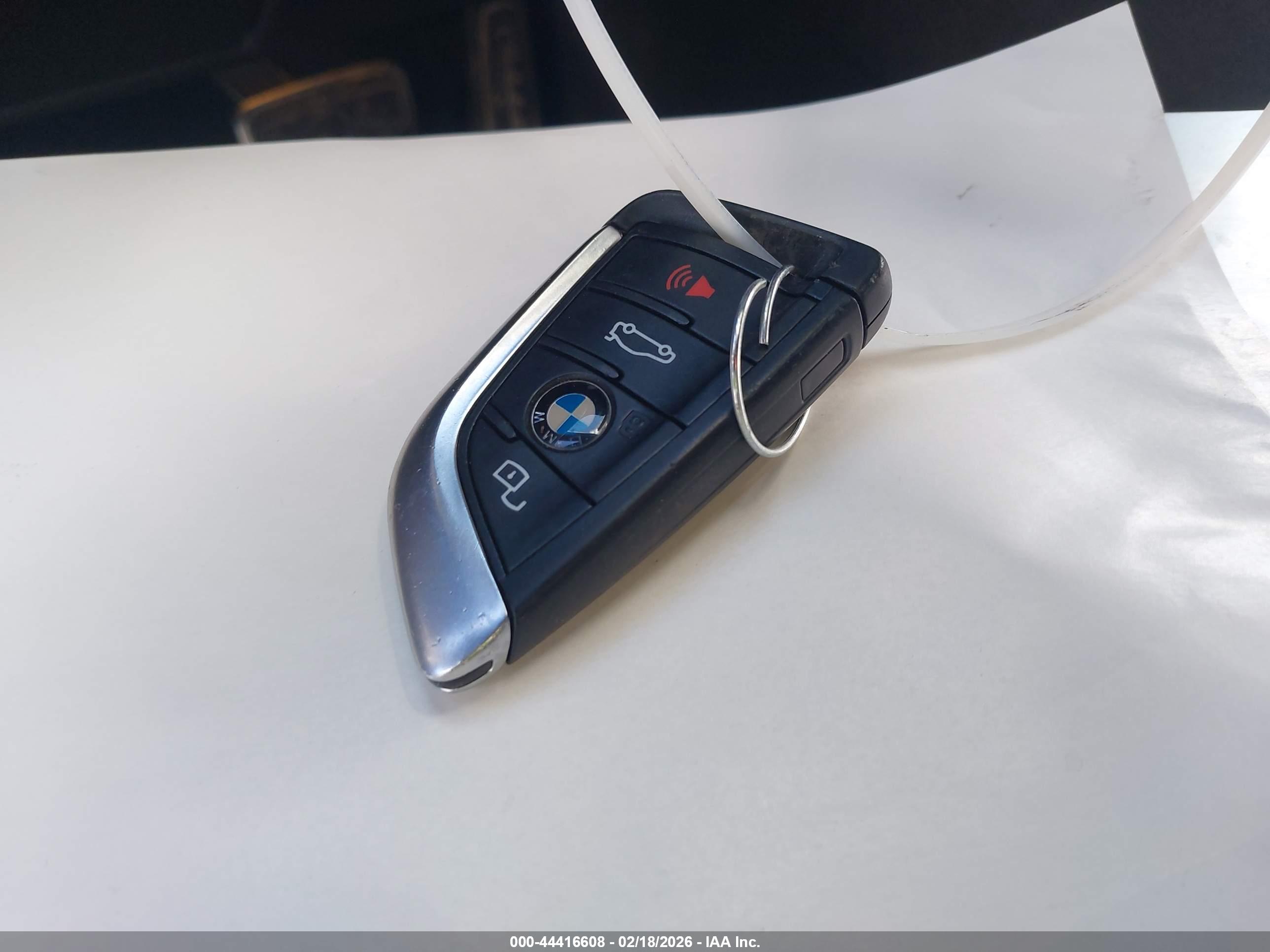BMW 330I image 11