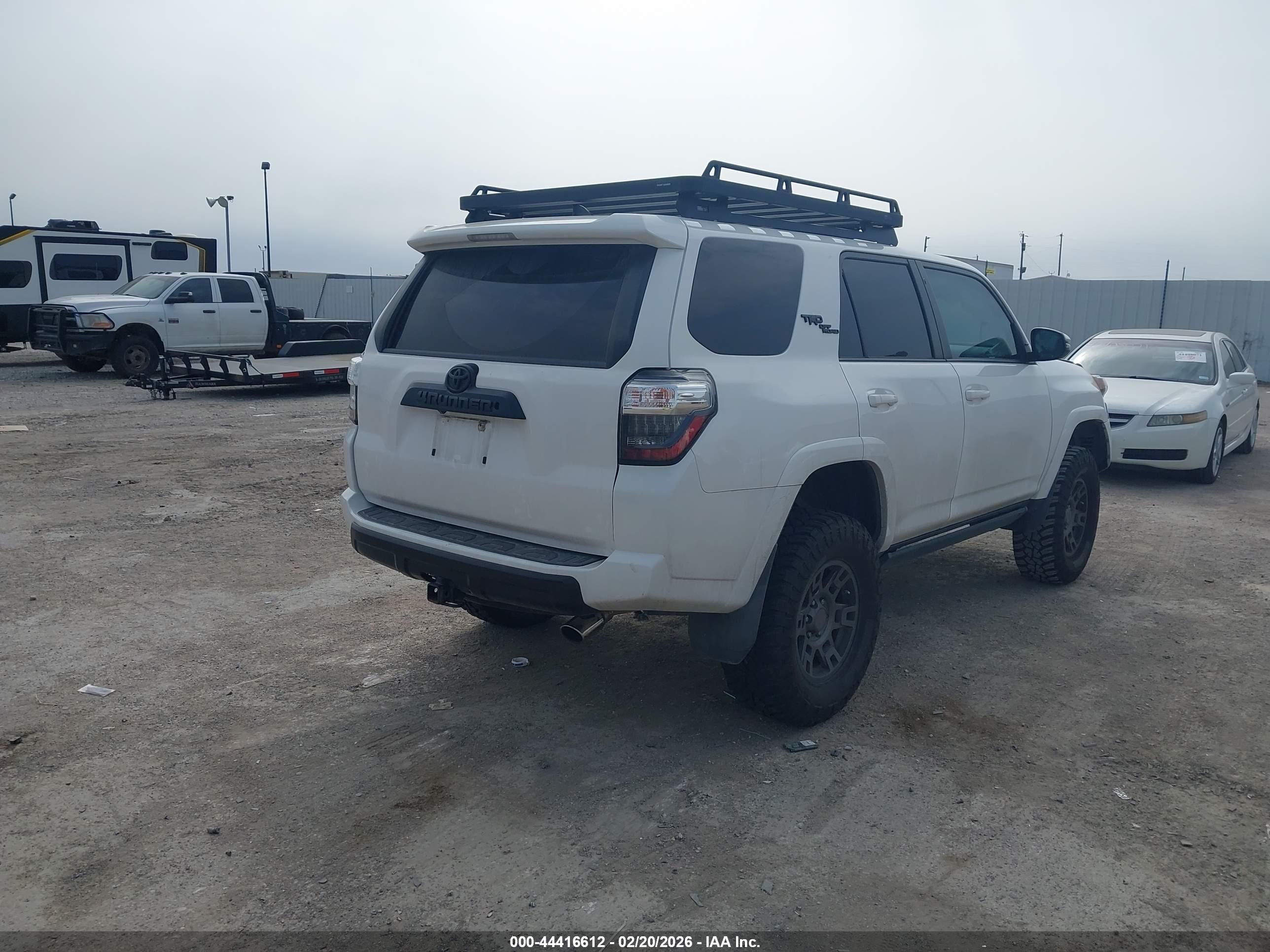 TOYOTA 4RUNNER image 4