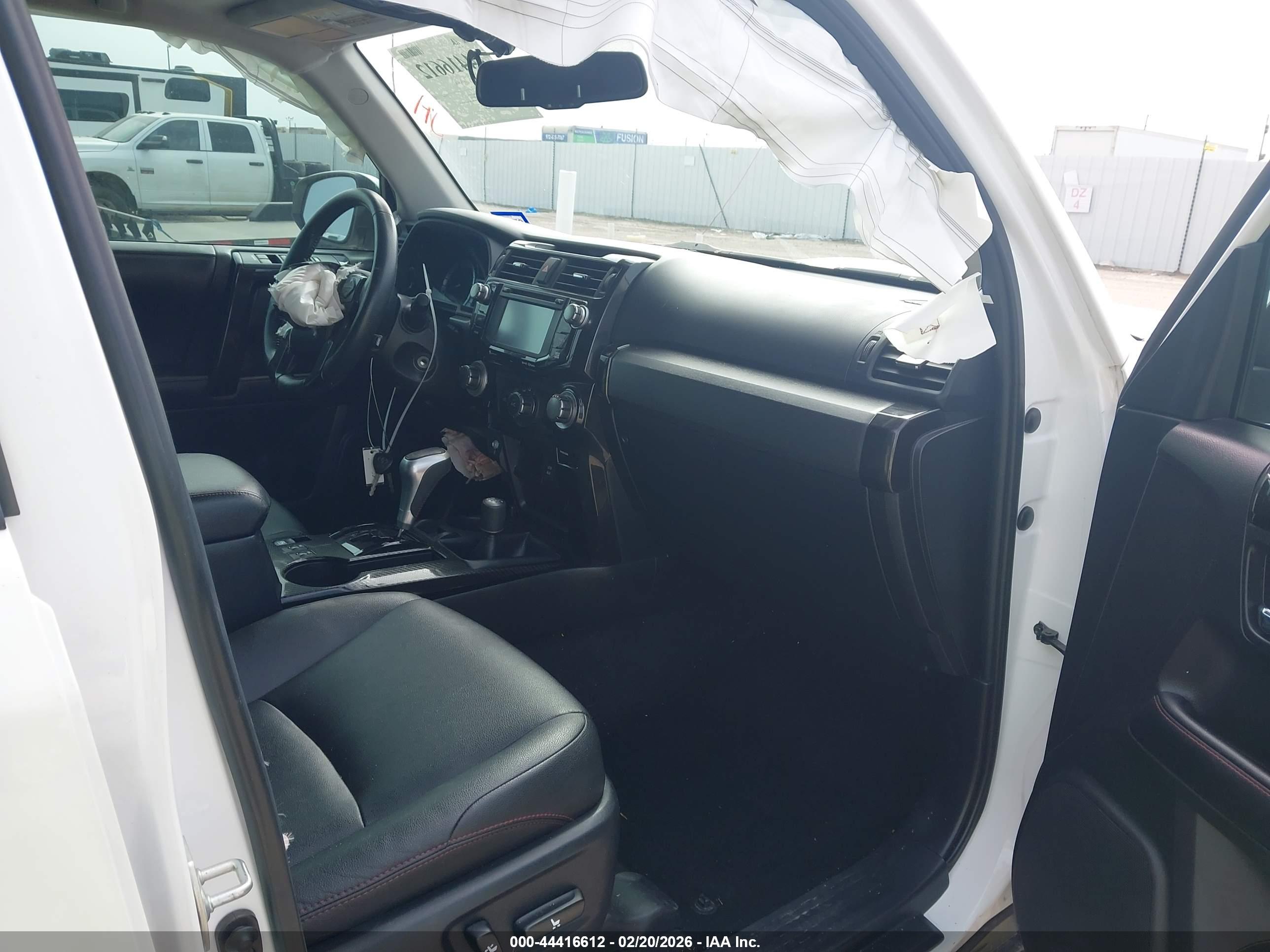 TOYOTA 4RUNNER image 5