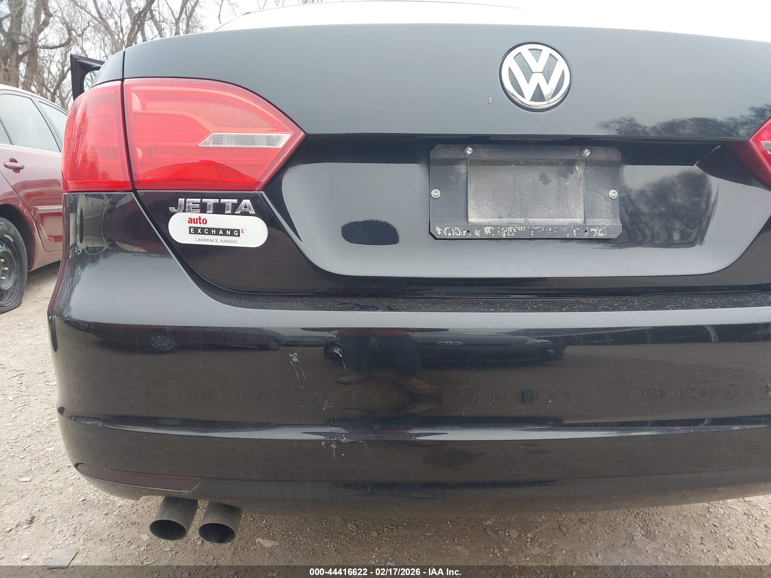 VOLKSWAGEN JETTA image 6