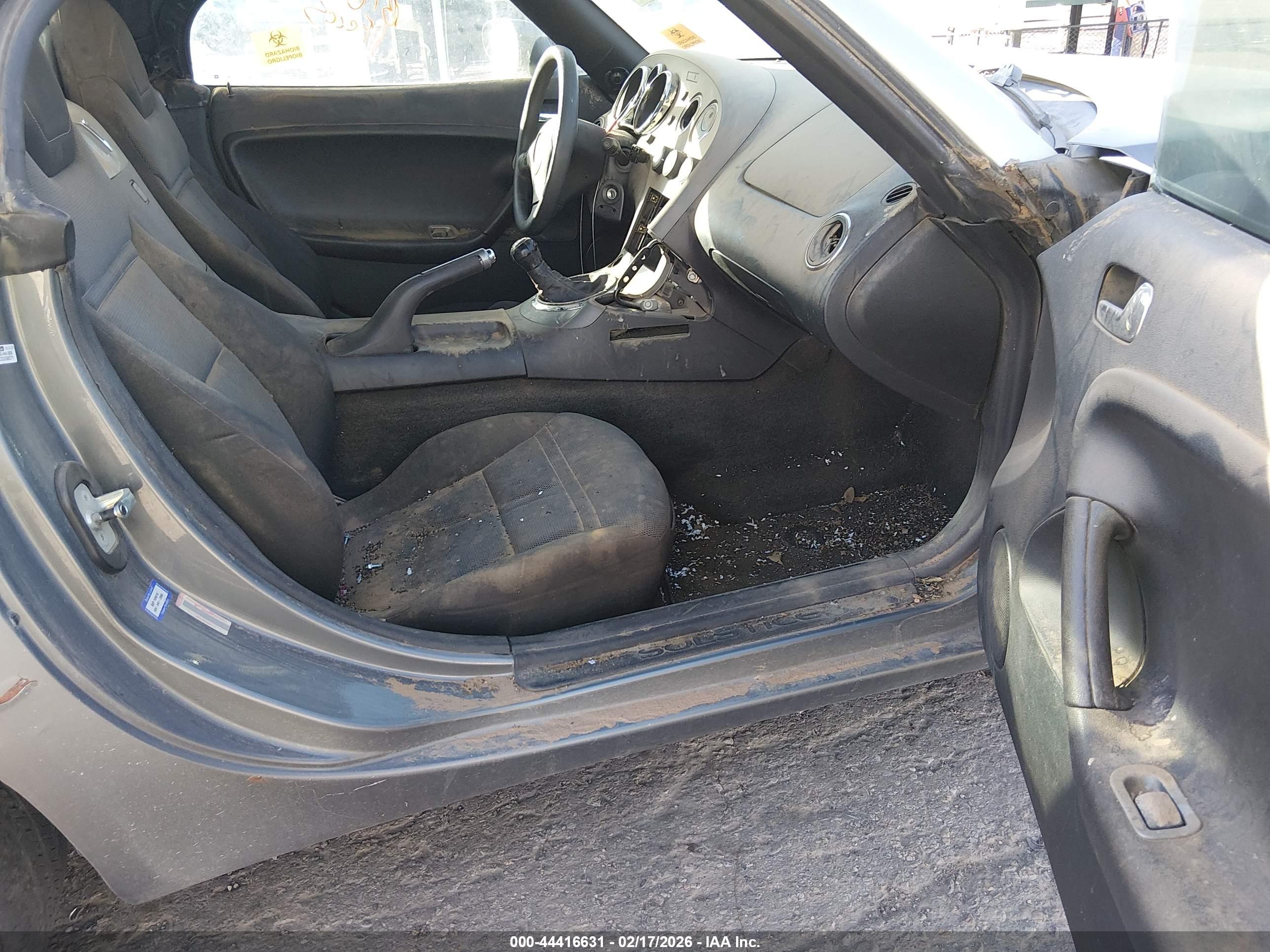 PONTIAC SOLSTICE image 5