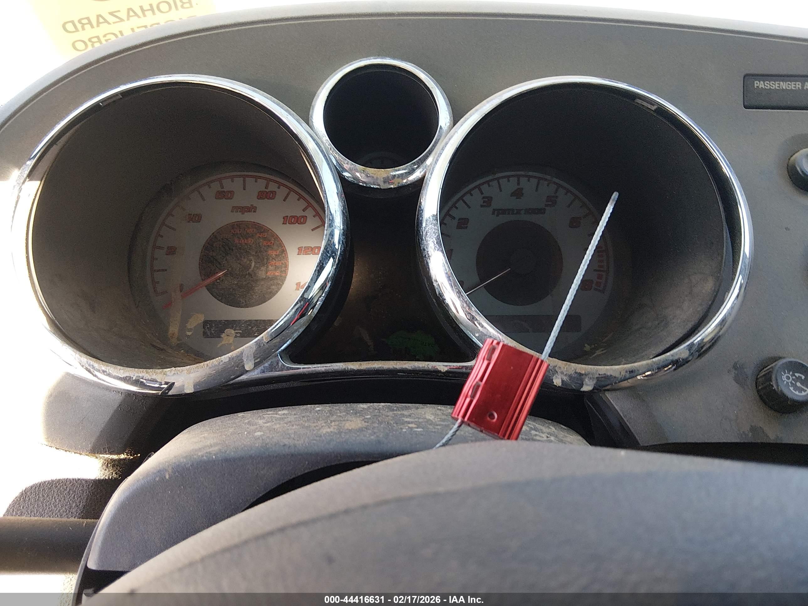 PONTIAC SOLSTICE image 7