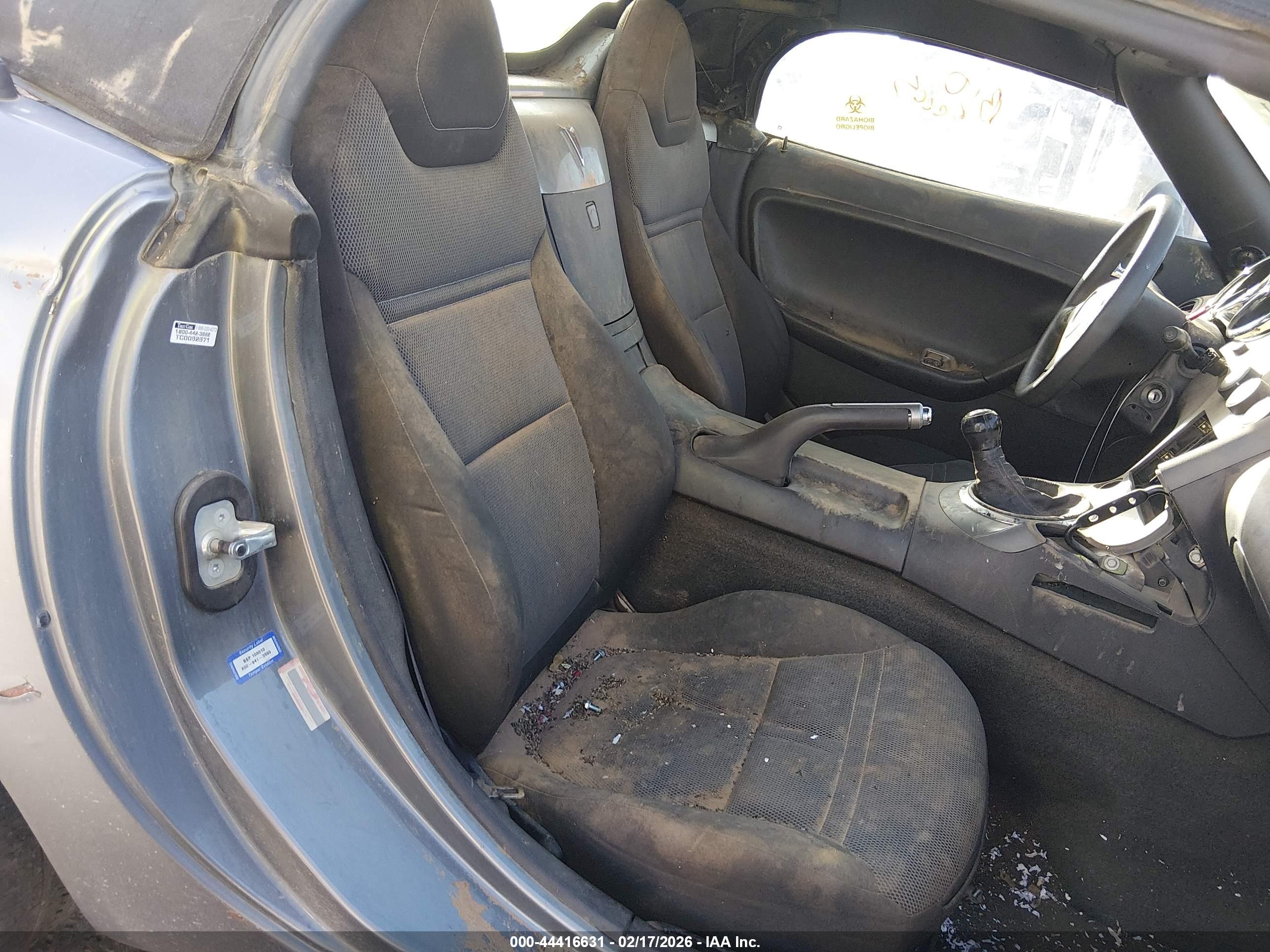 PONTIAC SOLSTICE image 8