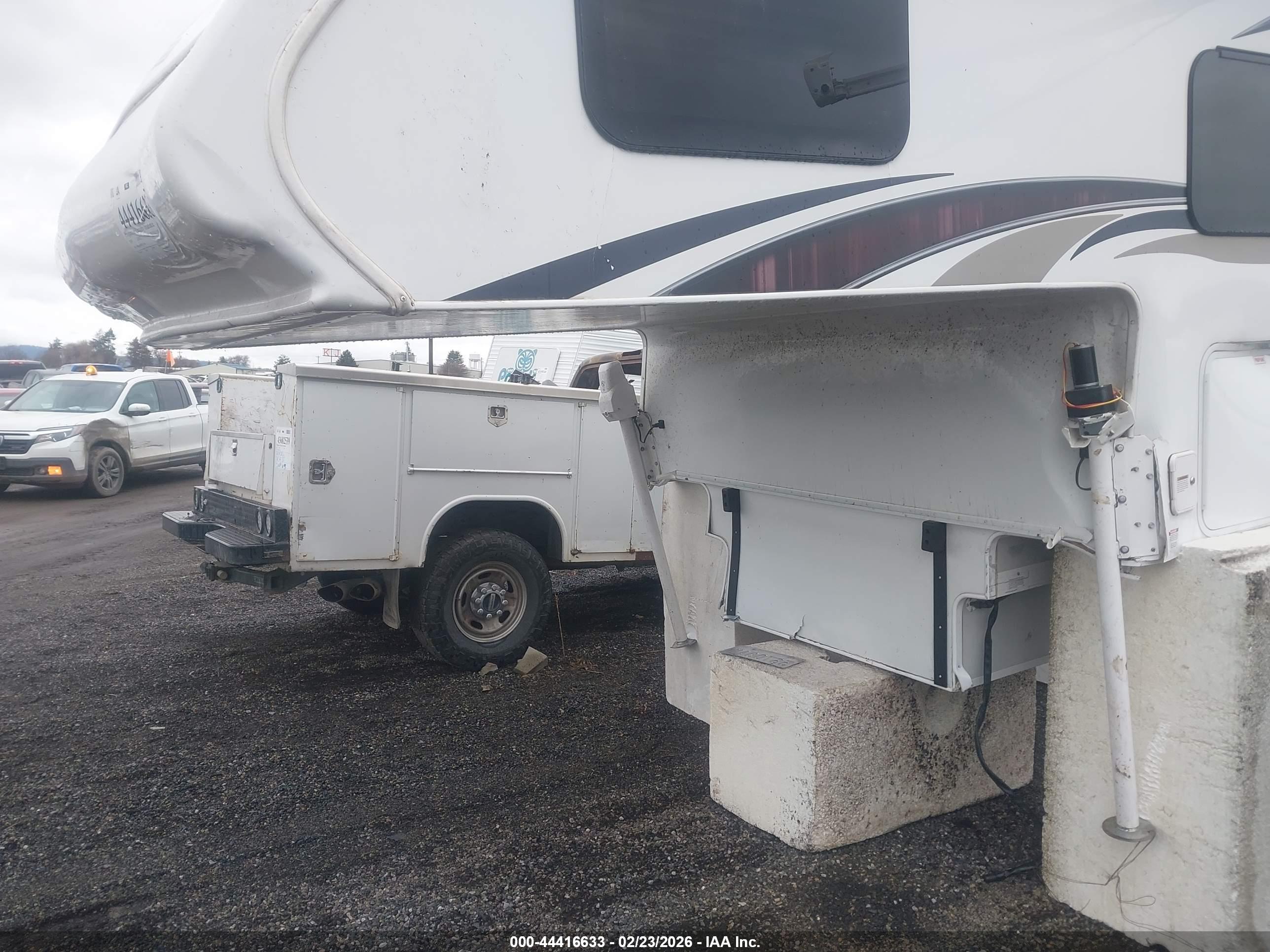 LANCE 1181 image 10