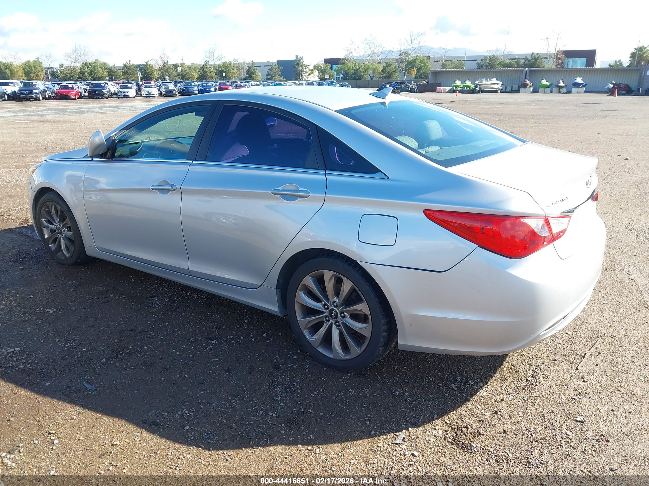 HYUNDAI SONATA image 3