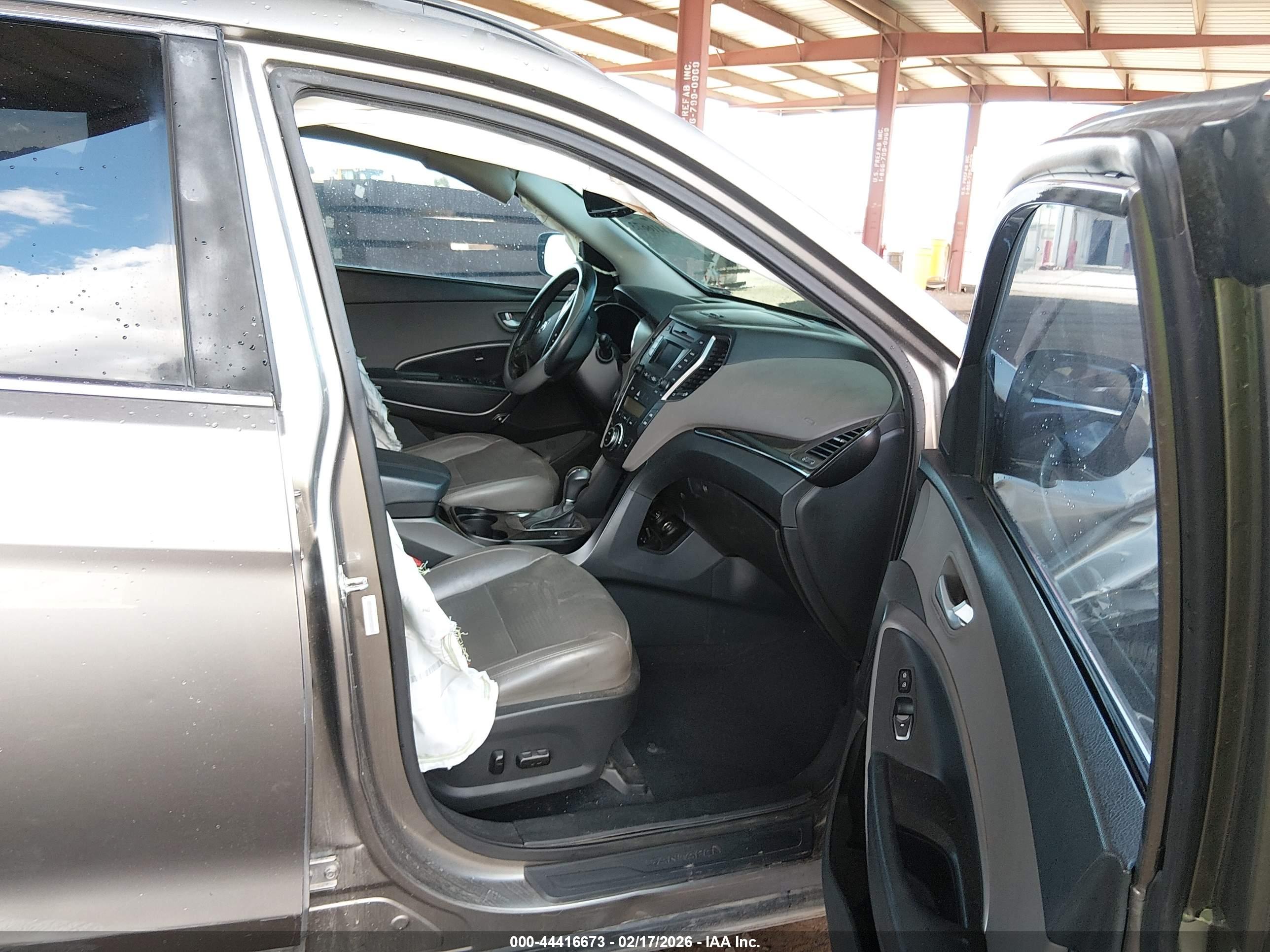 HYUNDAI SANTA image 5