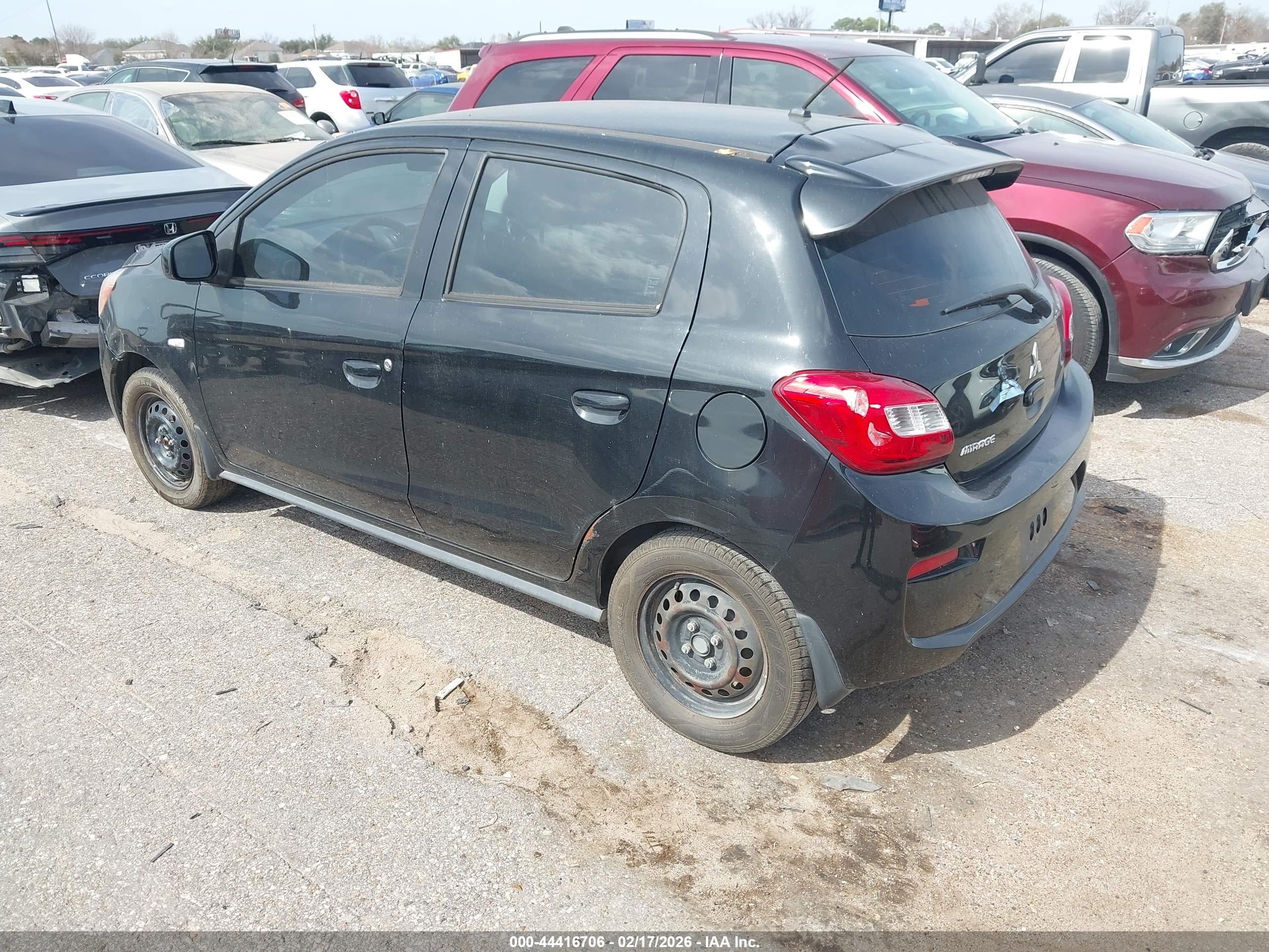 MITSUBISHI MIRAGE image 3