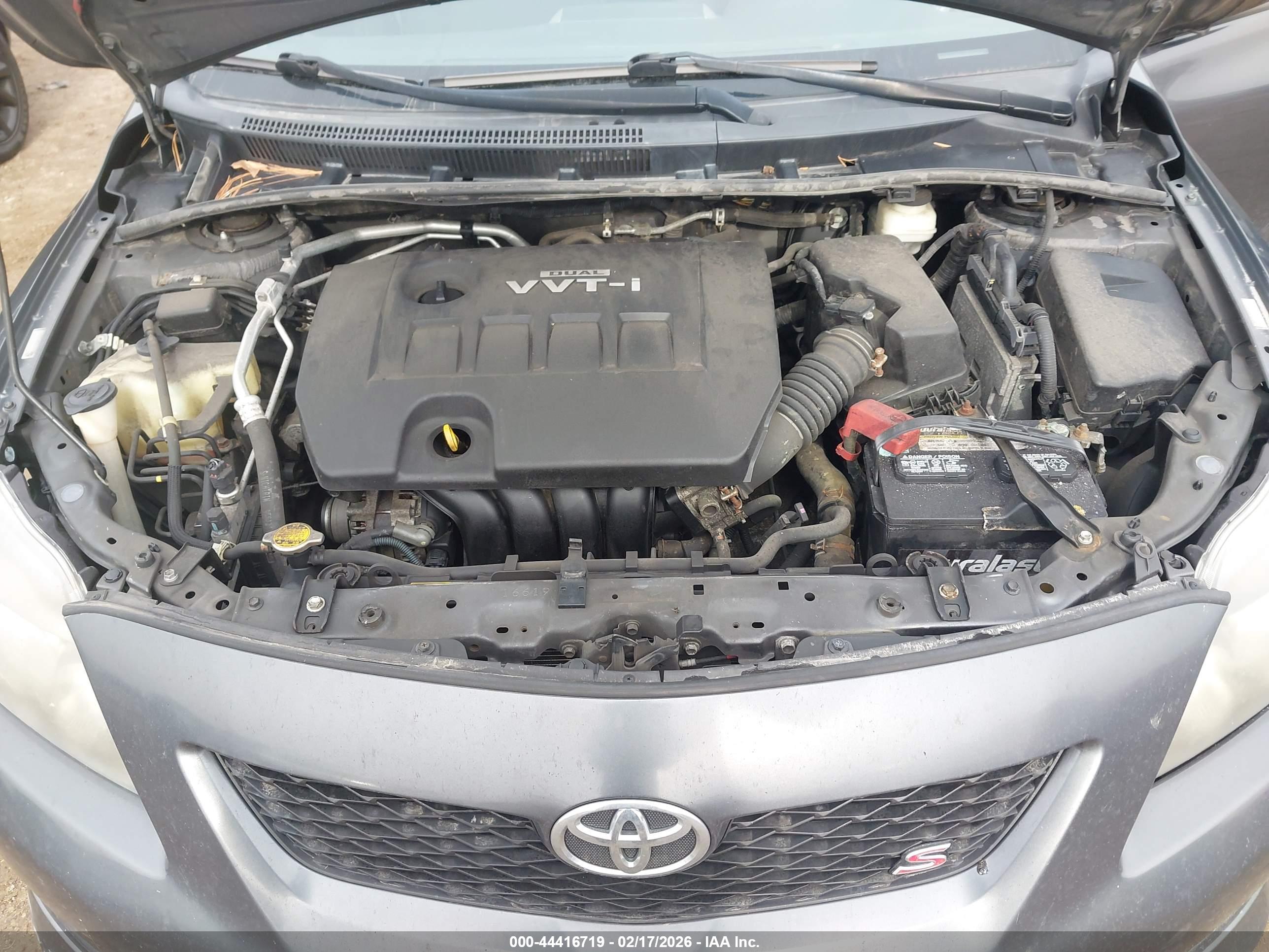 TOYOTA COROLLA image 10