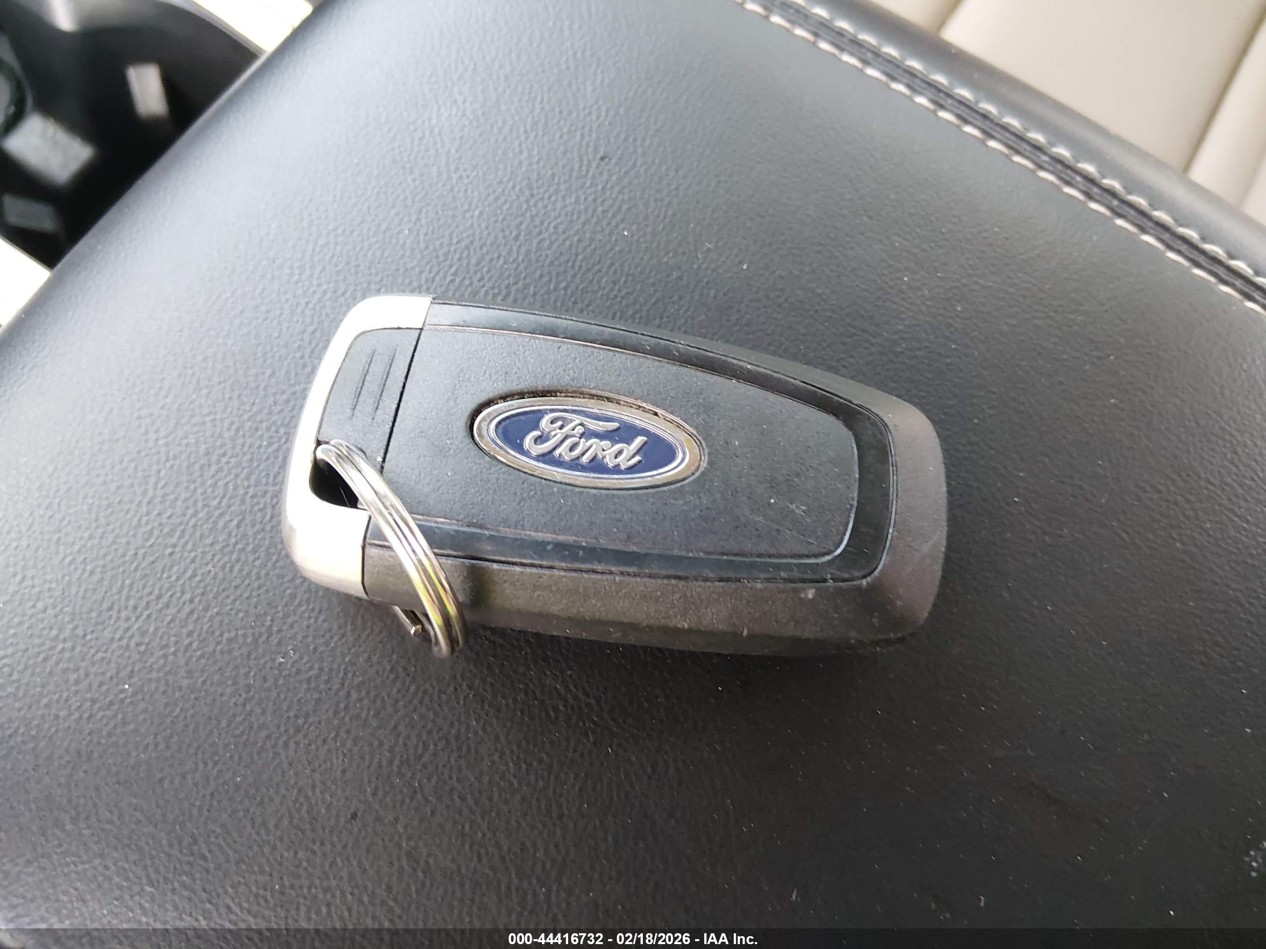 FORD EXPLORER image 11