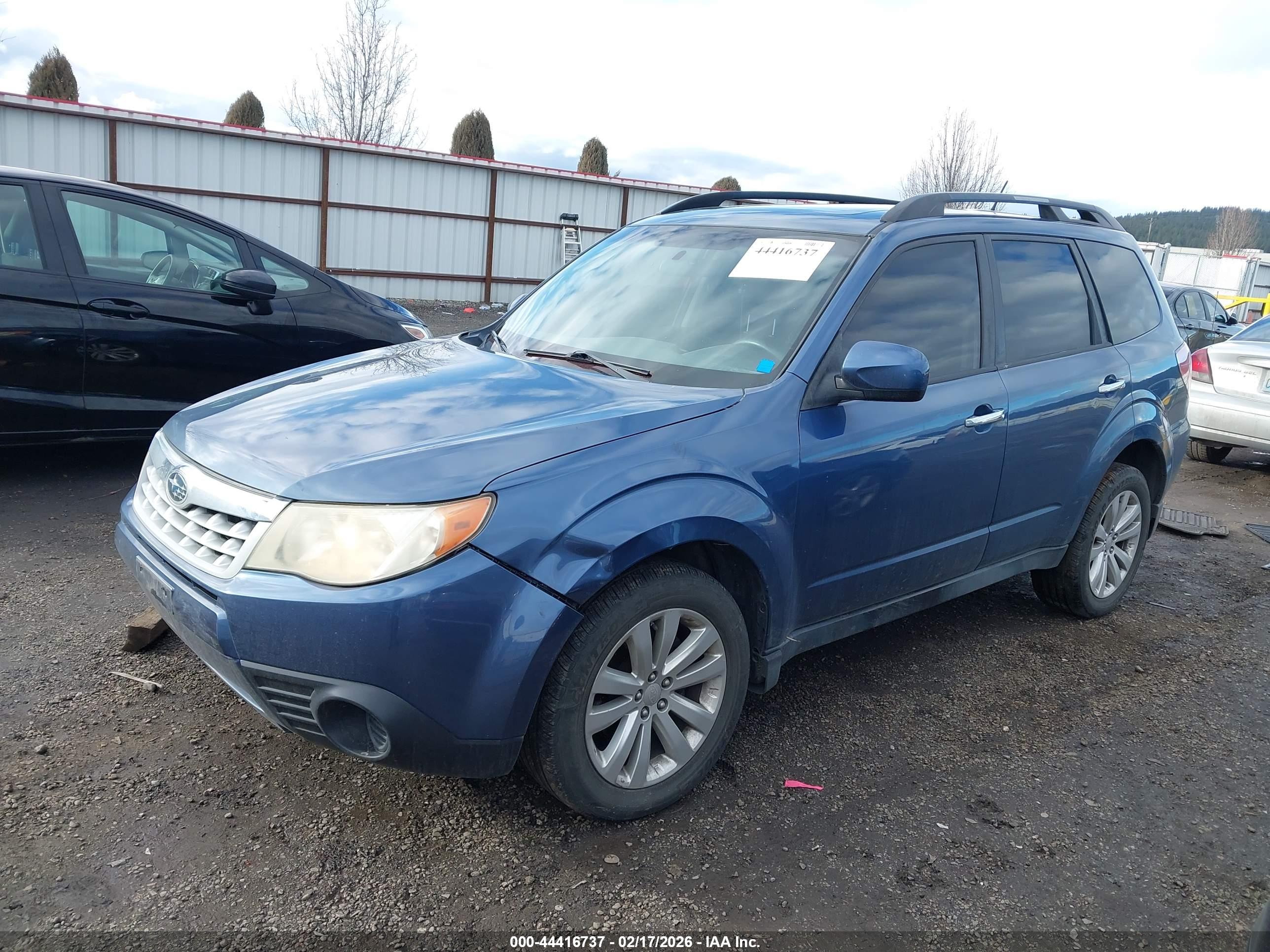 SUBARU FORESTER image 2