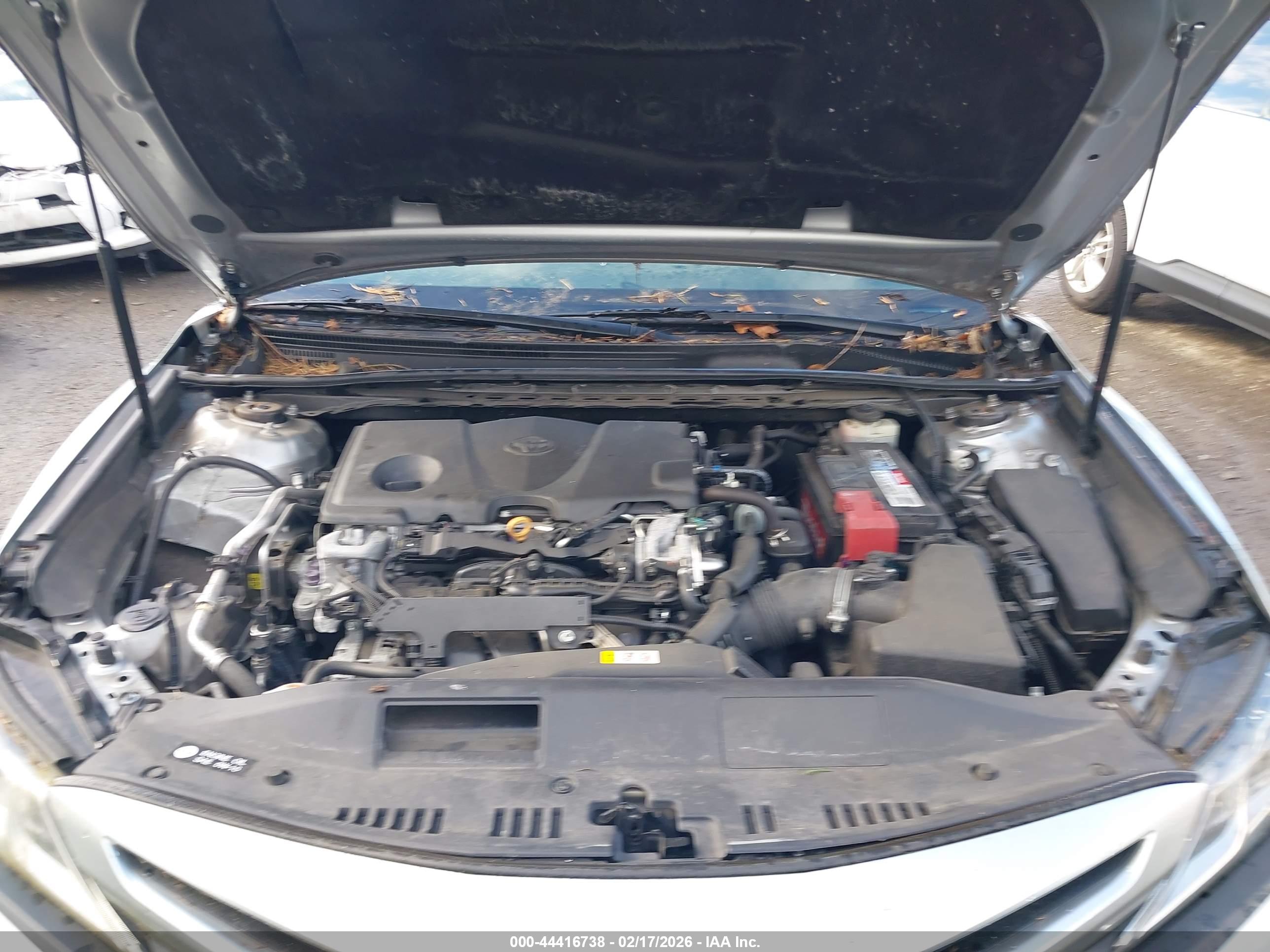 TOYOTA CAMRY image 10