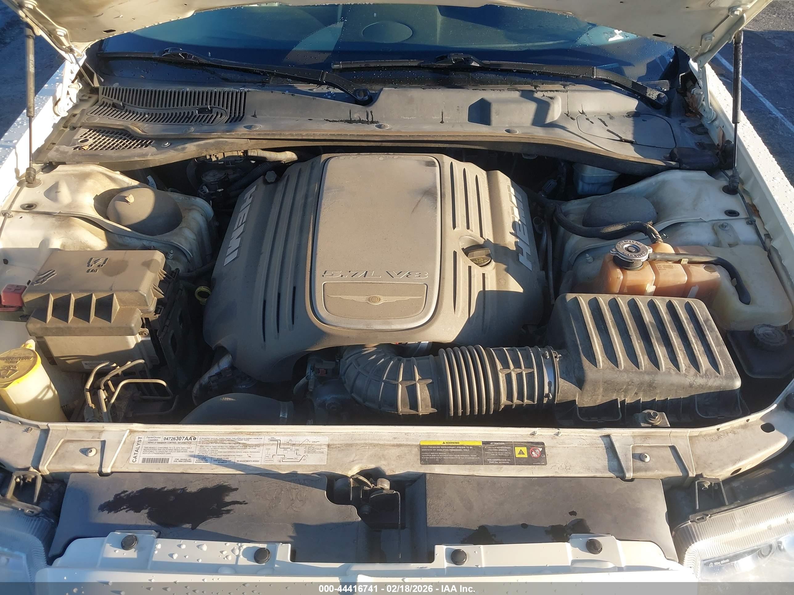 CHRYSLER 300C image 10