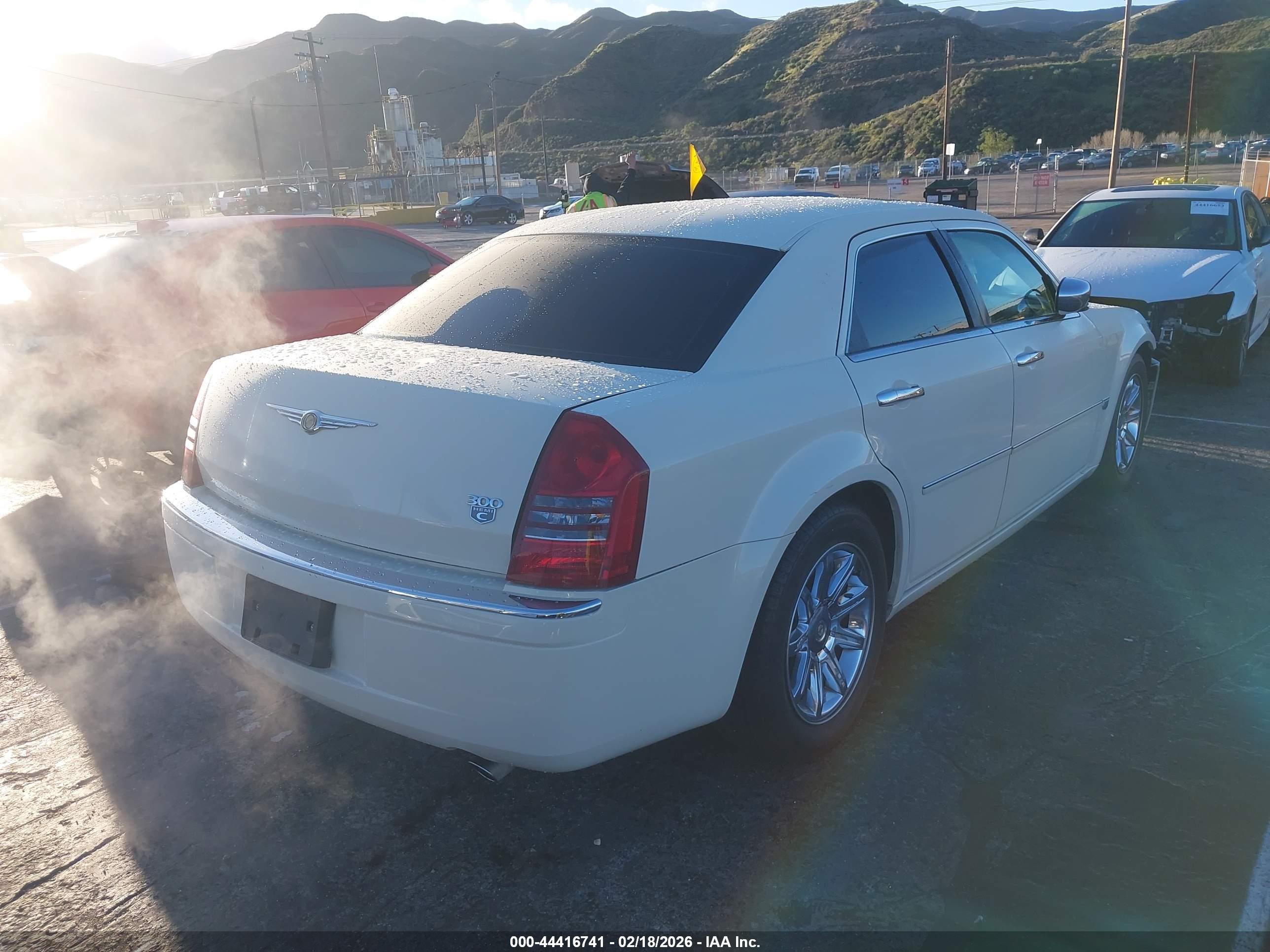 CHRYSLER 300C image 4