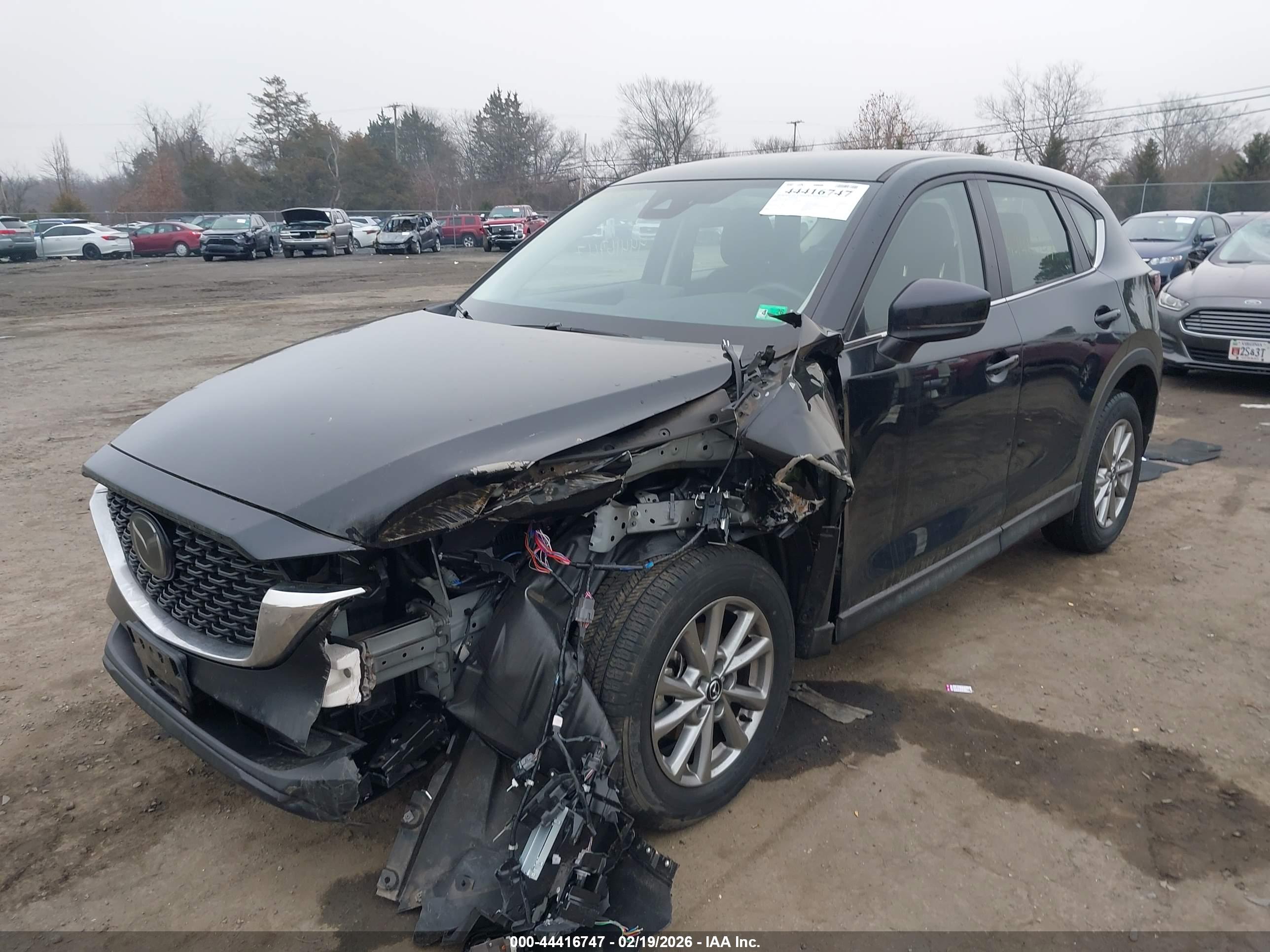 MAZDA CX-5 image 2