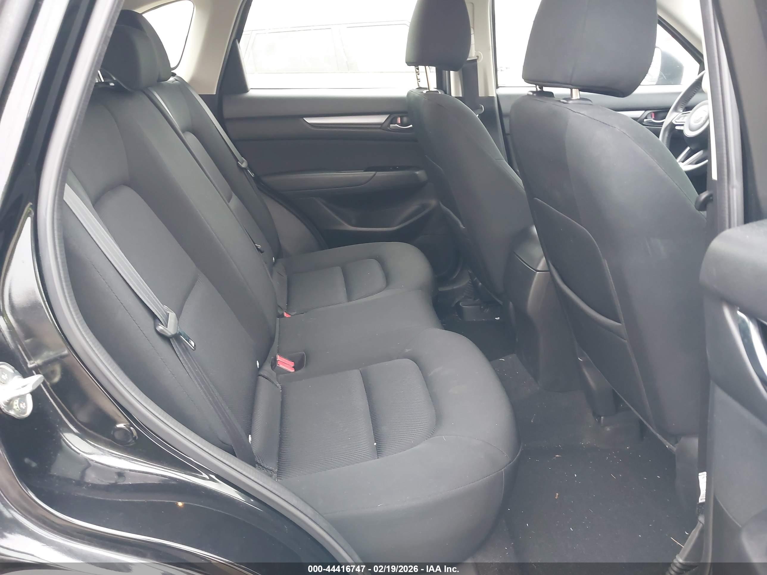 MAZDA CX-5 image 8