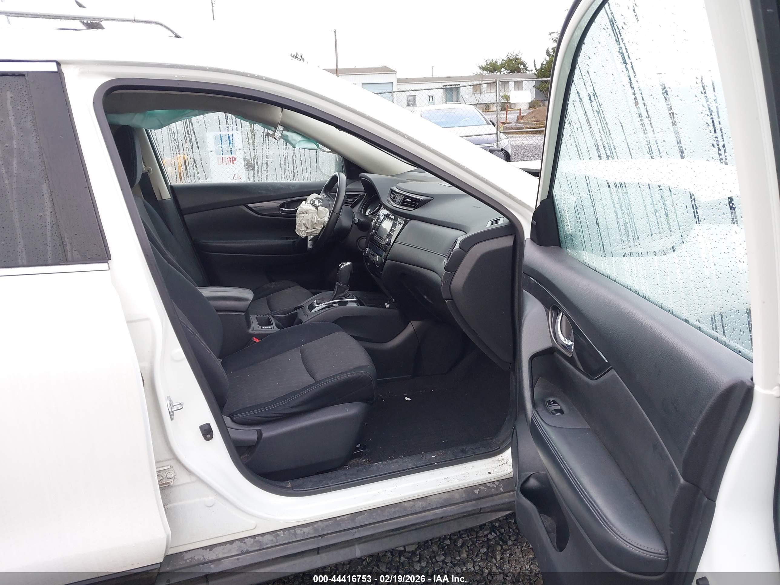 NISSAN ROGUE image 5