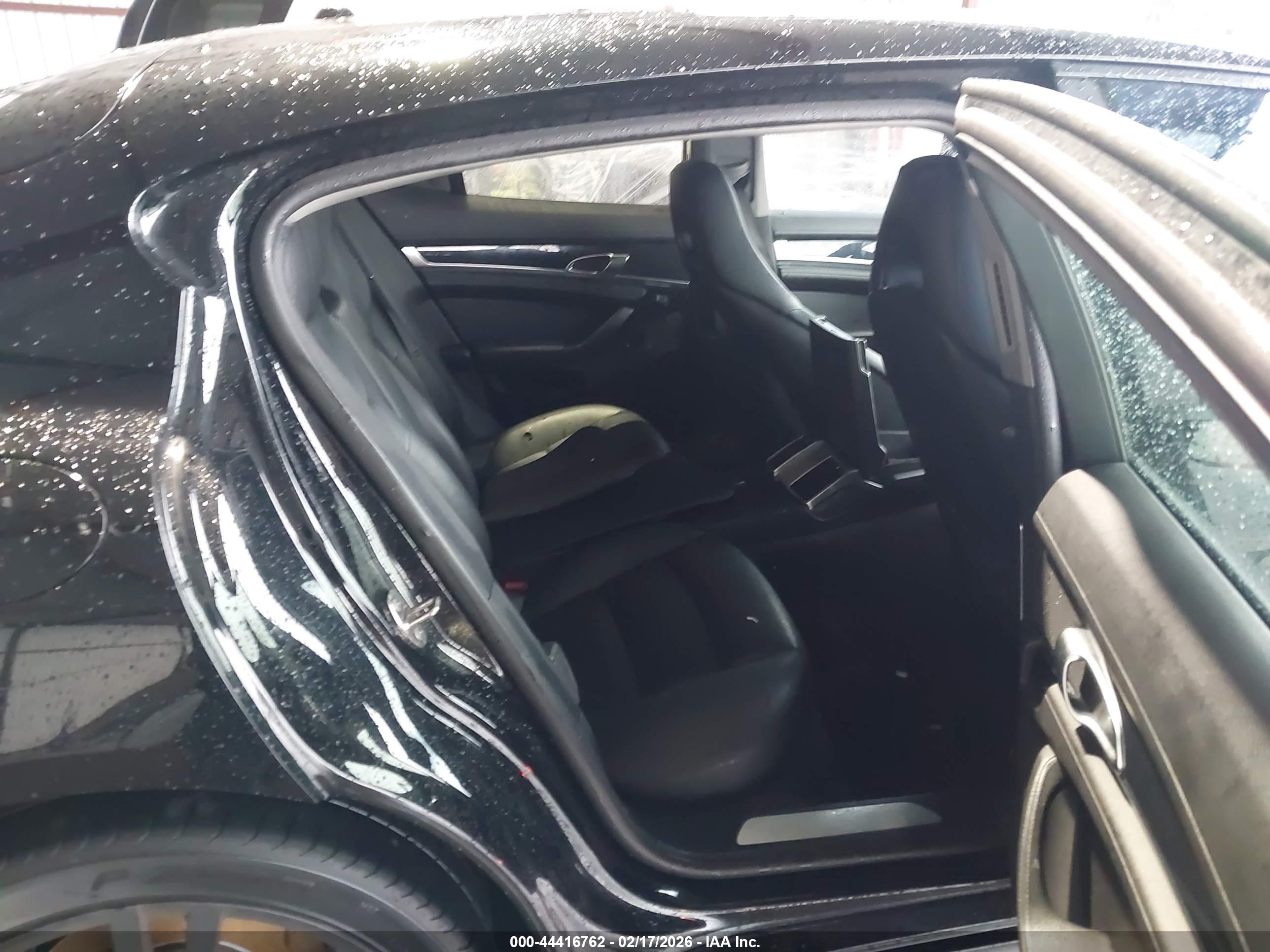 PORSCHE PANAMERA image 8