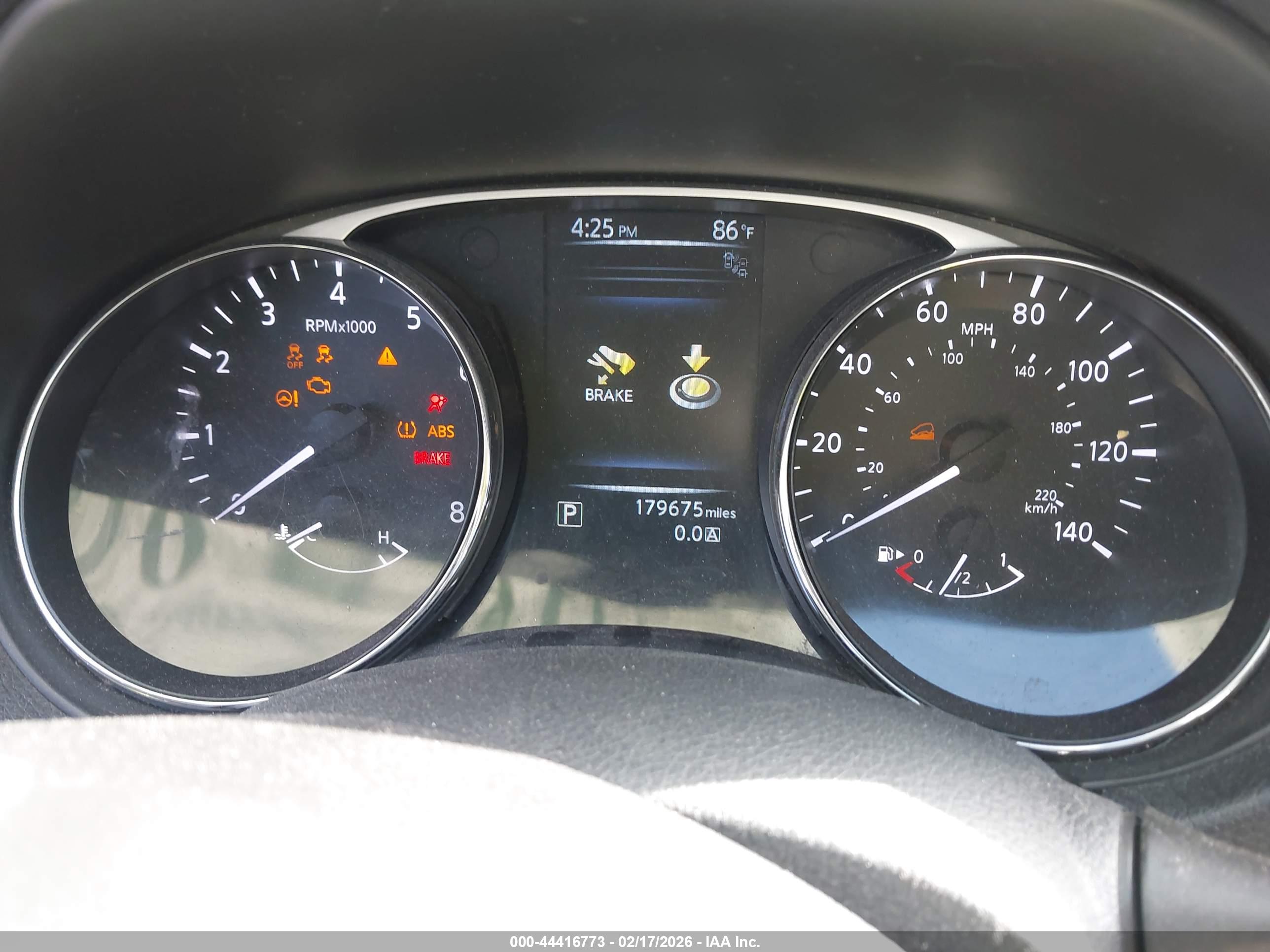 NISSAN ROGUE image 7