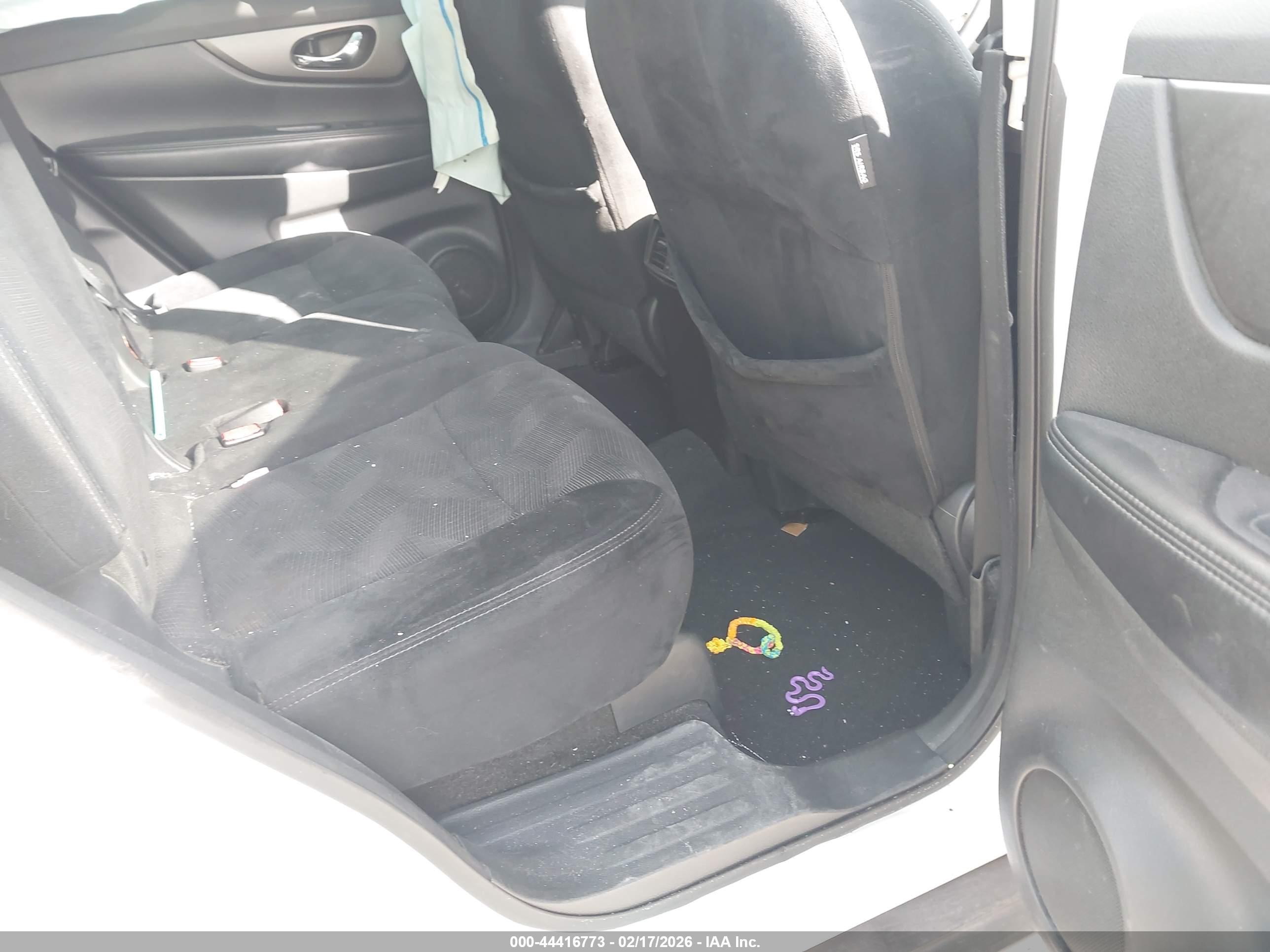 NISSAN ROGUE image 8